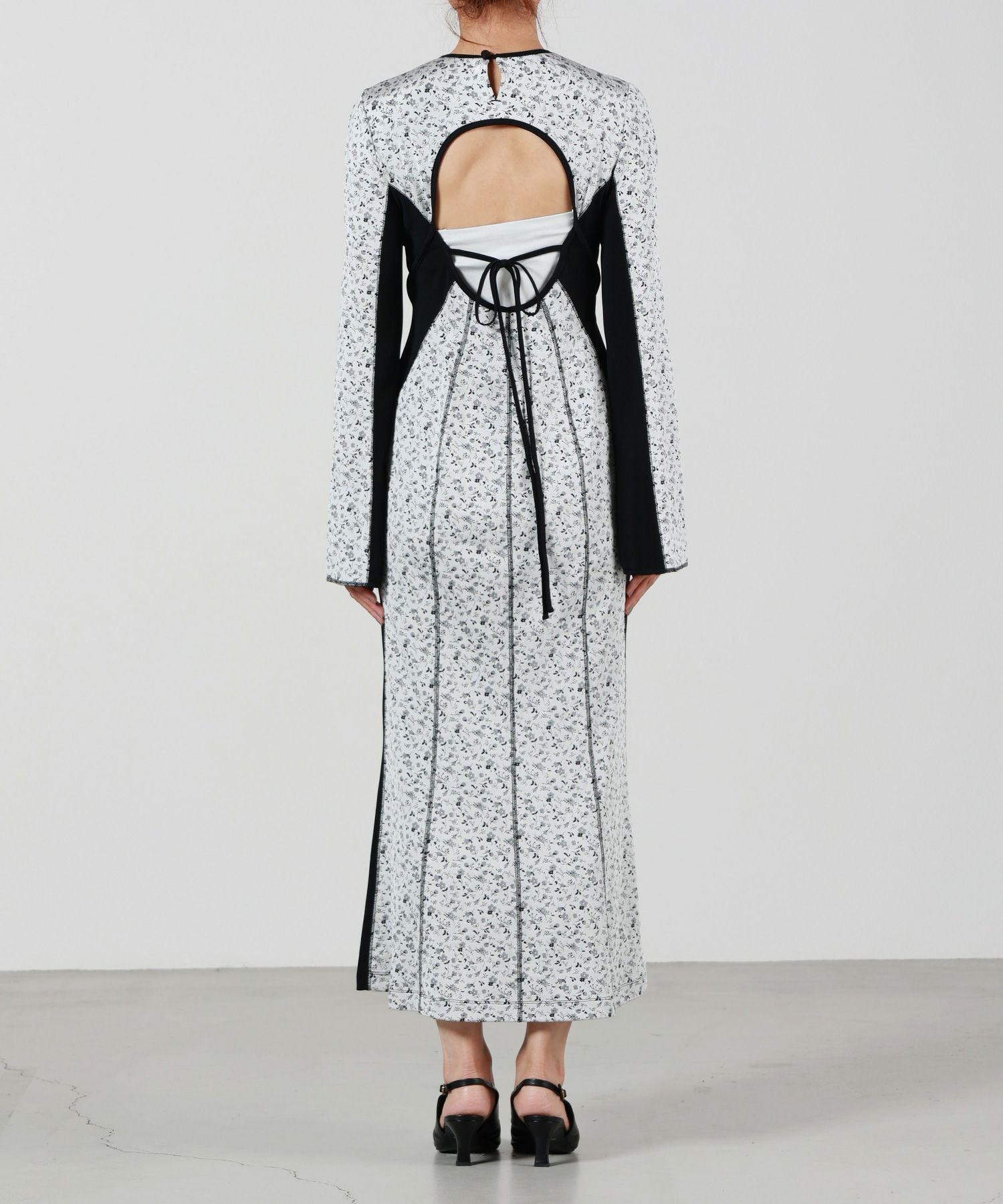 Mame Kurogouchi(マメ クロゴウチ)】Floral Jacquard Fraise Stitch