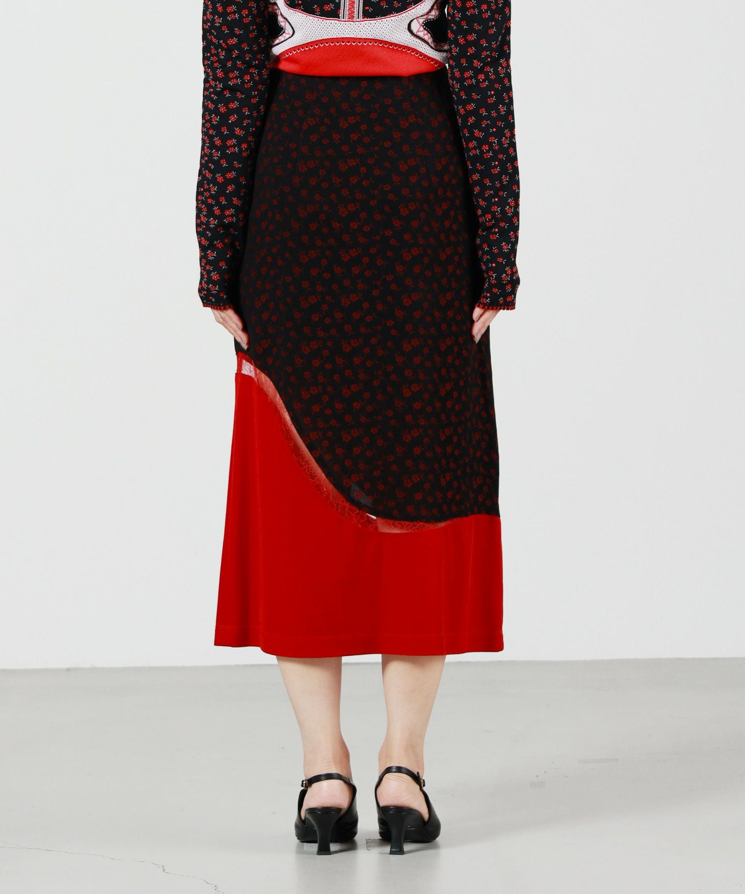 Mame Kurogouchi(マメ クロゴウチ)】Cupro Triacetate Floral Jacquard