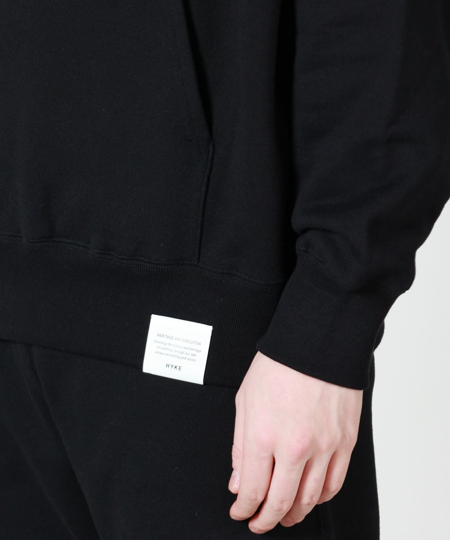 ☆しょうぬこ様☆   HYKE ハイク ハーフスリーブ スウェット☆ HYKE(ハイク)】≪GENDERLESS≫ SWEAT HOODIE｜PARIGOT ONLINE（パリゴ