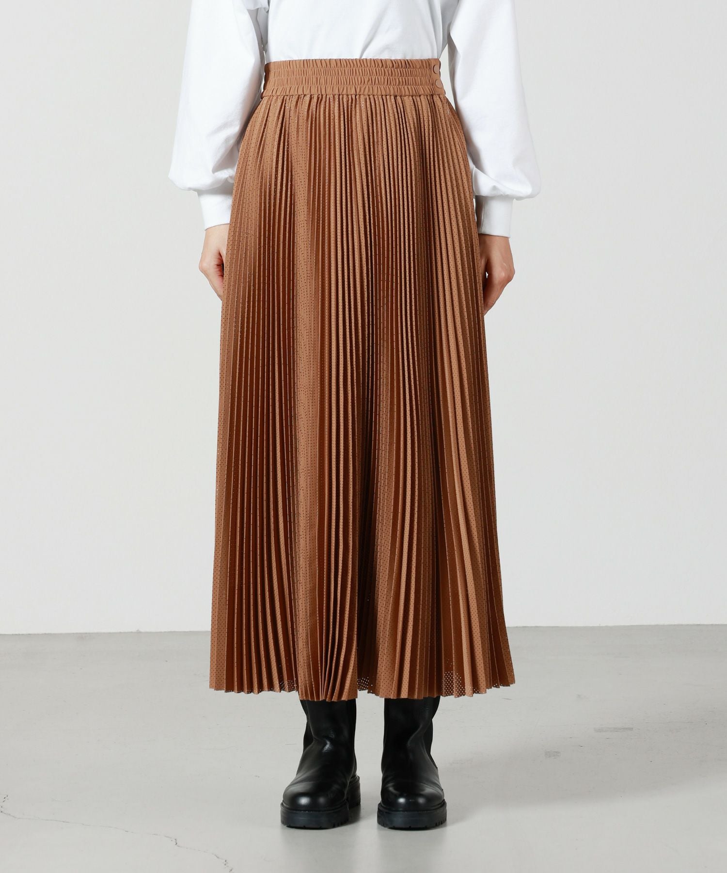 HYKE(ハイク)】 PERFORATED PLEATED SKIRT｜PARIGOT ONLINE（パリゴ
