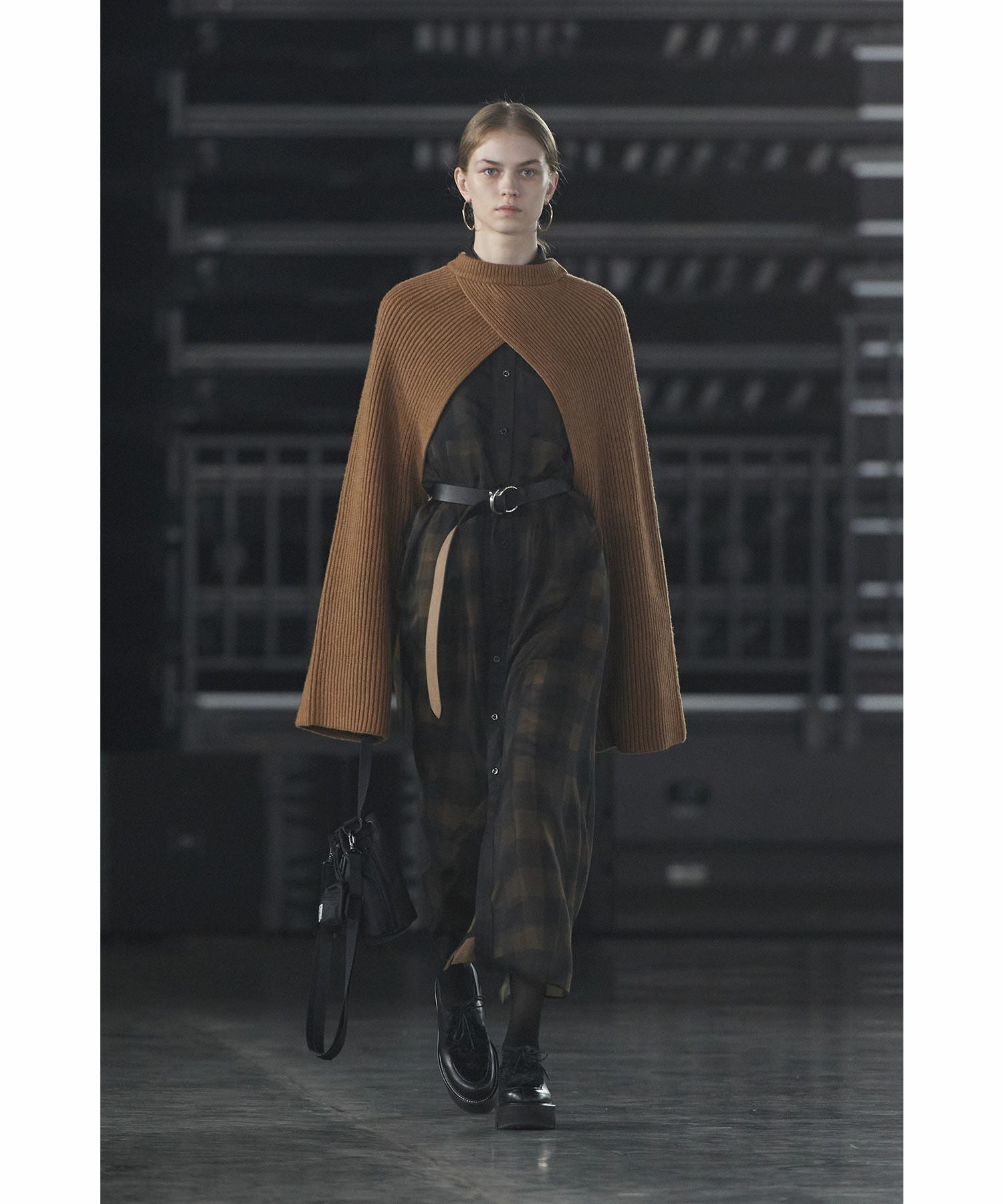 HYKE(ハイク)】 RIBBED KNIT WOOL SHRUG｜PARIGOT ONLINE（パリゴ