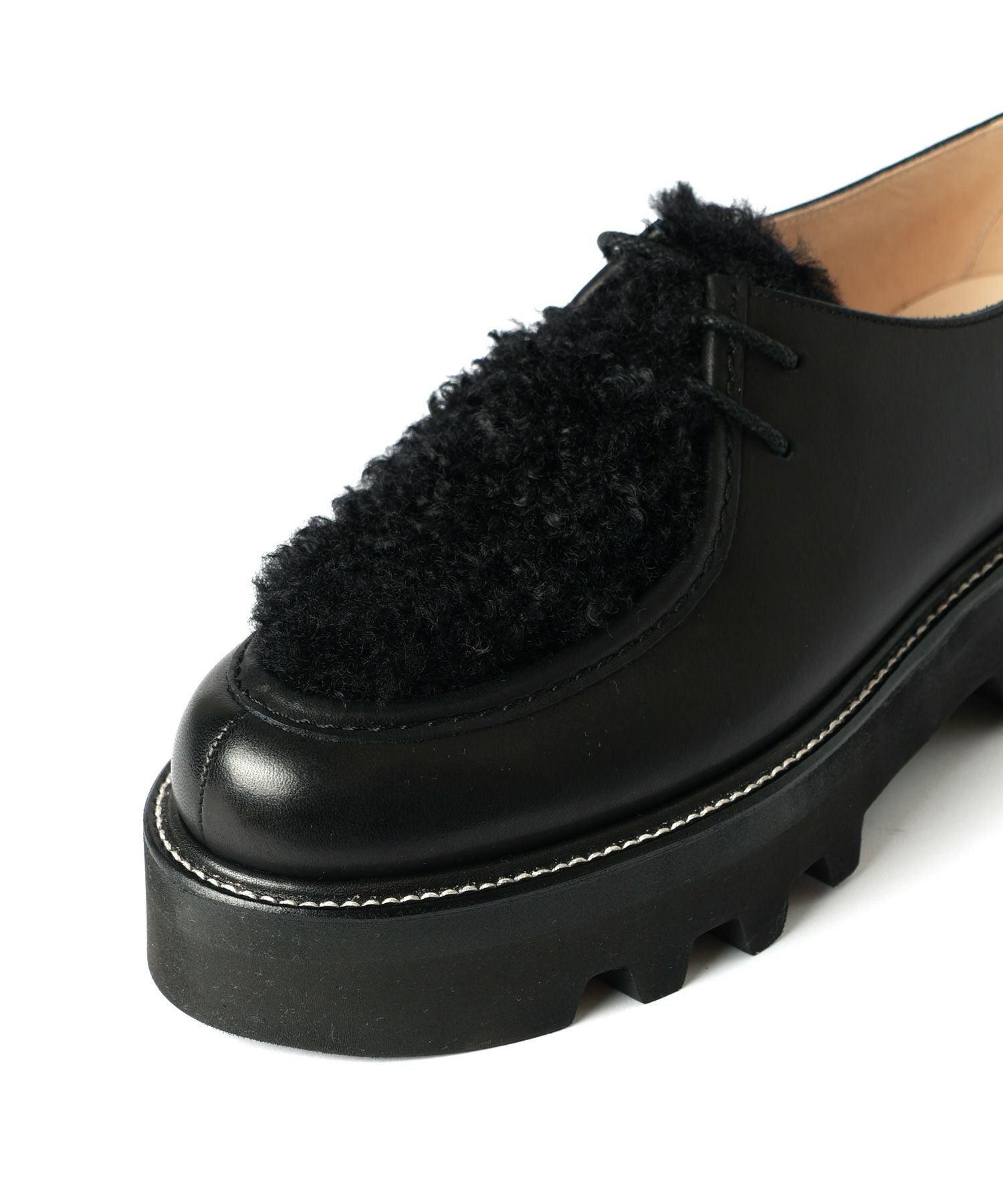 HYKE(ハイク)】 TIROLEAN SHOES WITH FAUX SHEARLING｜PARIGOT ONLINE