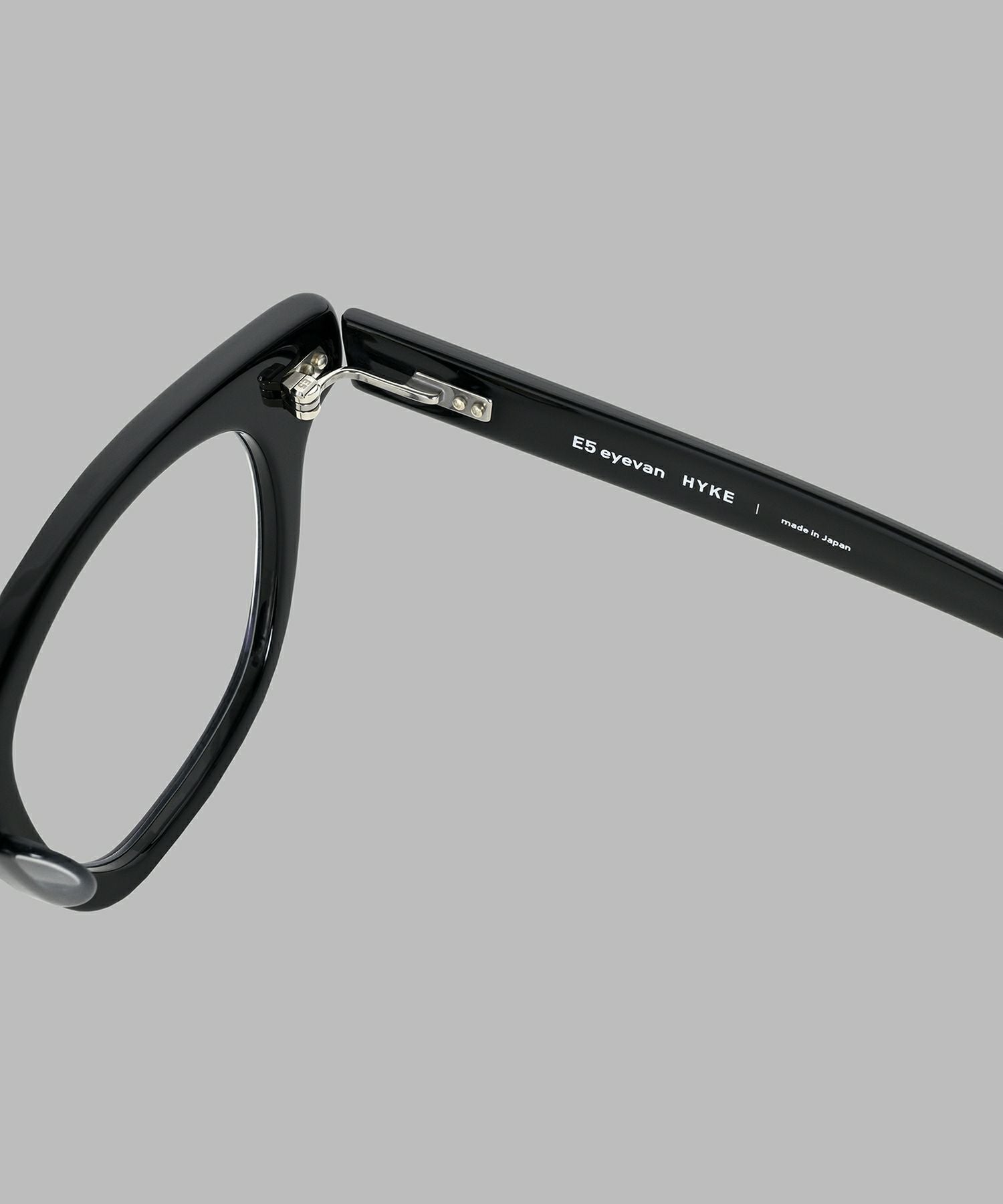 HYKE(ハイク)】 ×E5 eyevan EH-1｜PARIGOT ONLINE（パリゴオンライン）