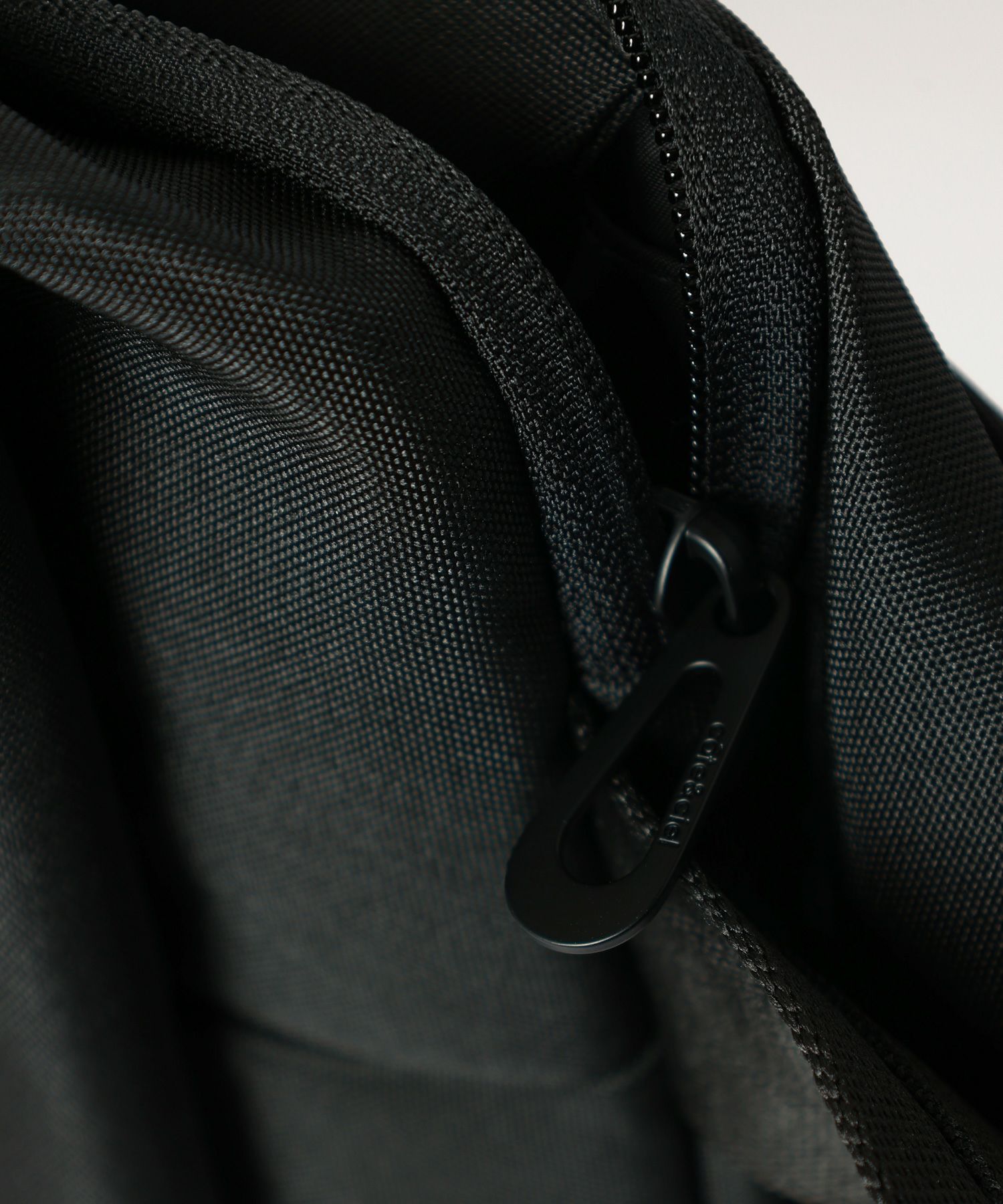 cote&ciel(コートエシエル)】 Isarau ECO YARAN Black | JAPAN LIMITED