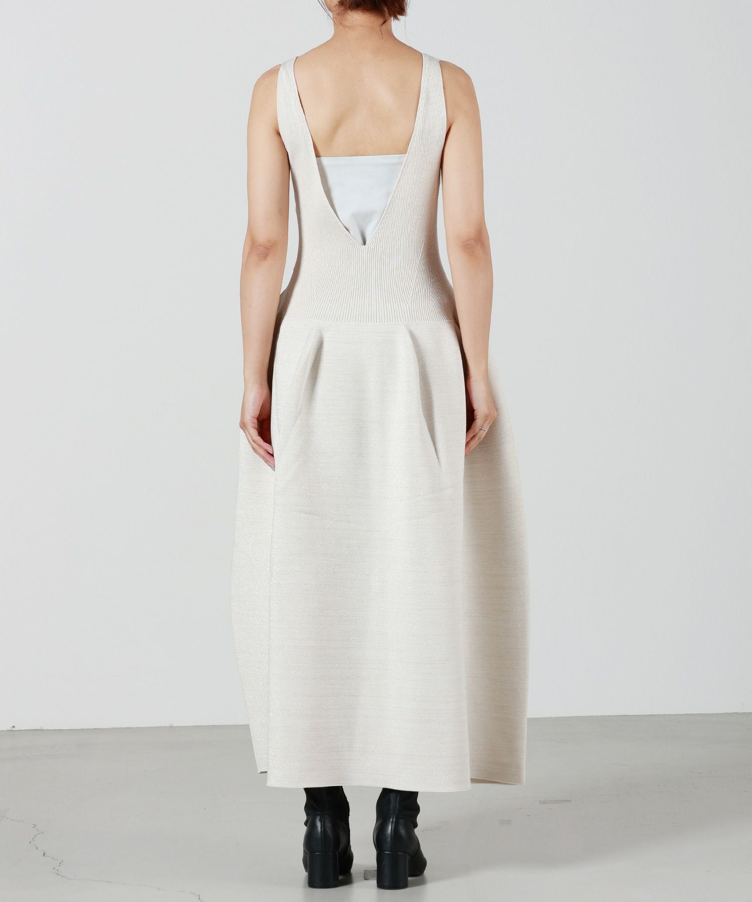 CFCL(シーエフシーエル)】 POTTERY GLITTER V-NECK SLEEVELESS DRESS