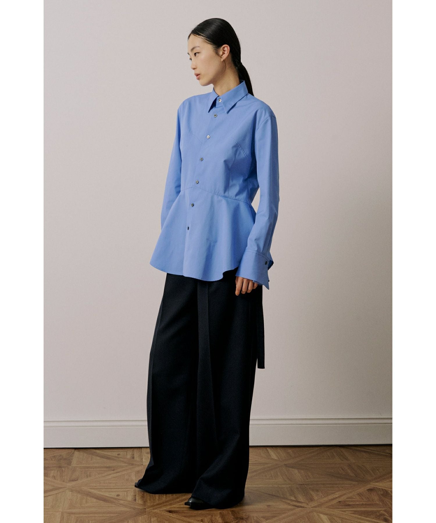 UJOH(ウジョー)】 Peplum Hem Shirt｜PARIGOT ONLINE（パリゴオンライン）