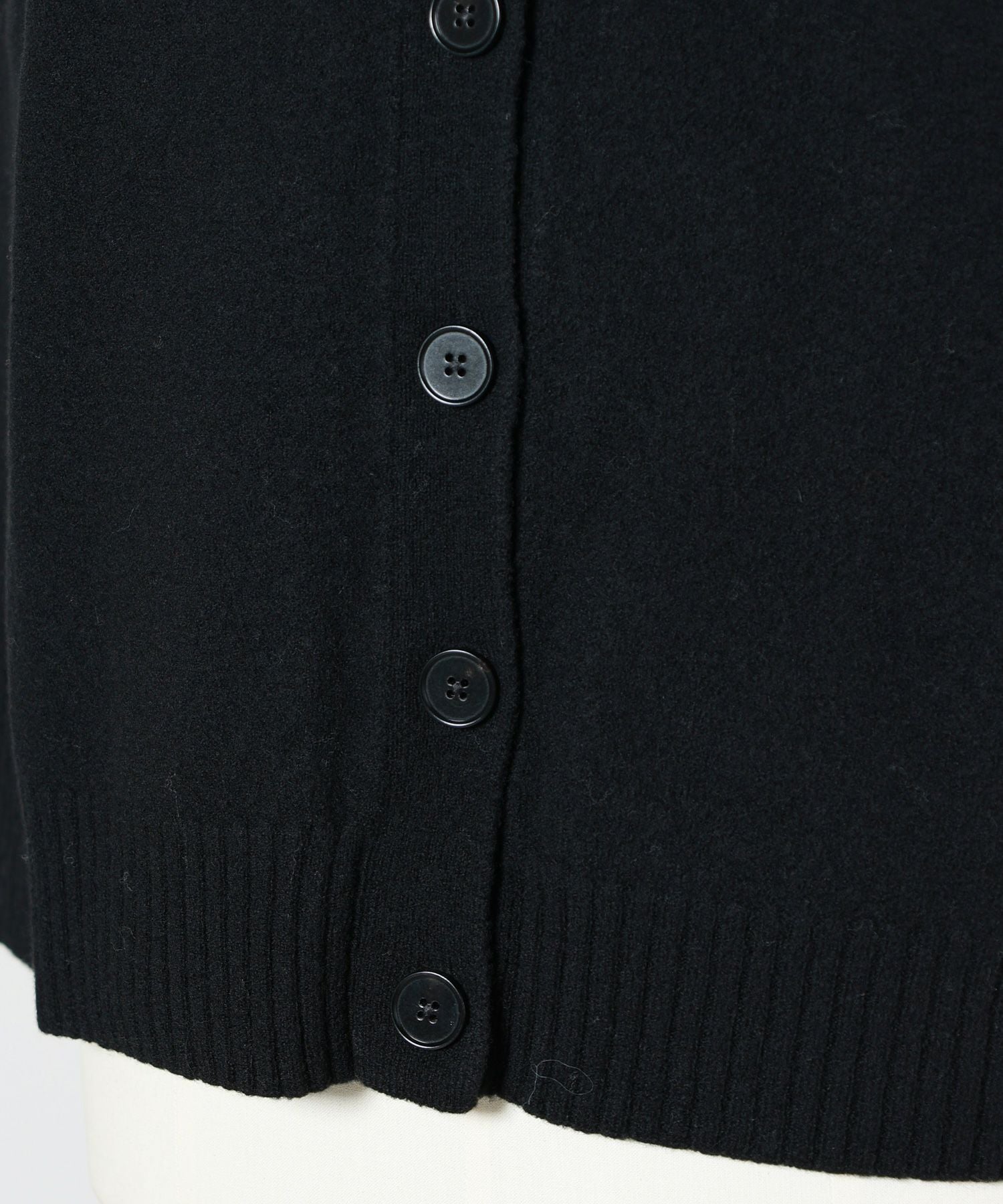 JIL SANDER(ジルサンダー)】 Vネックカーディガン｜PARIGOT ONLINE