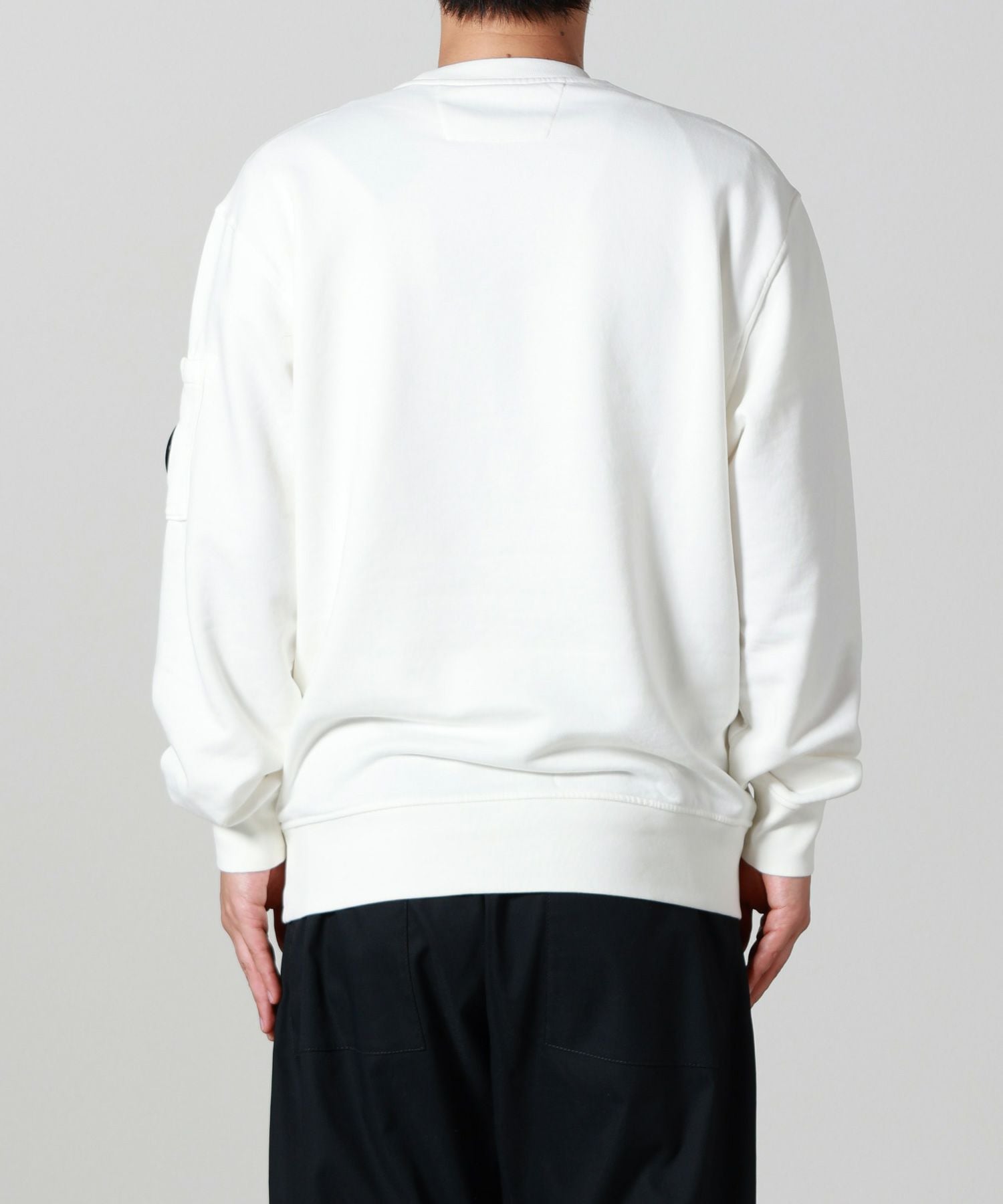 C.P. Company(シーピーカンパニー)】 SWEATSHIRTS CNECK BRUSHED