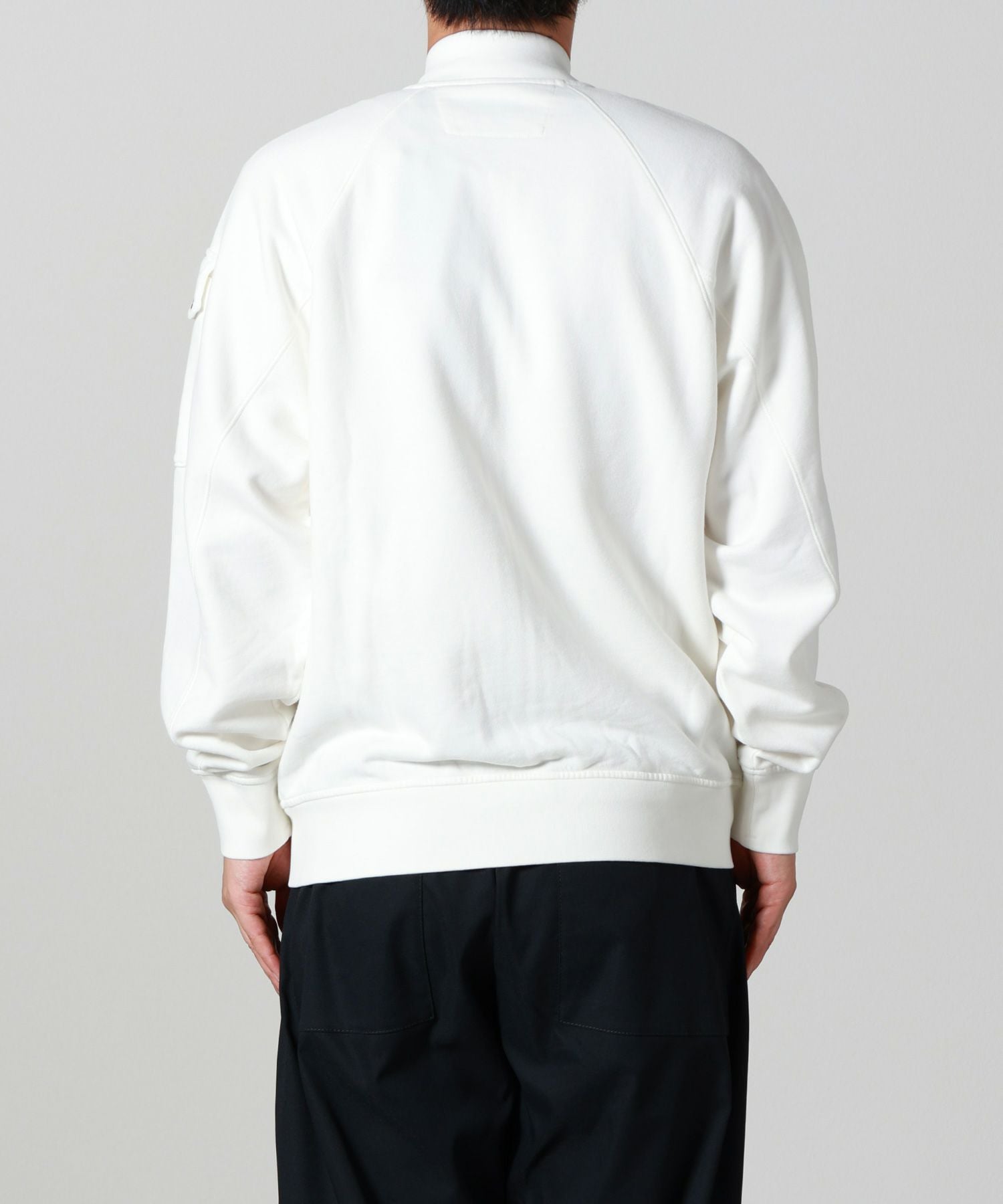 C.P. Company(シーピーカンパニー)】 SWEATSHIRTS OPEN SWEAT BRUSHED