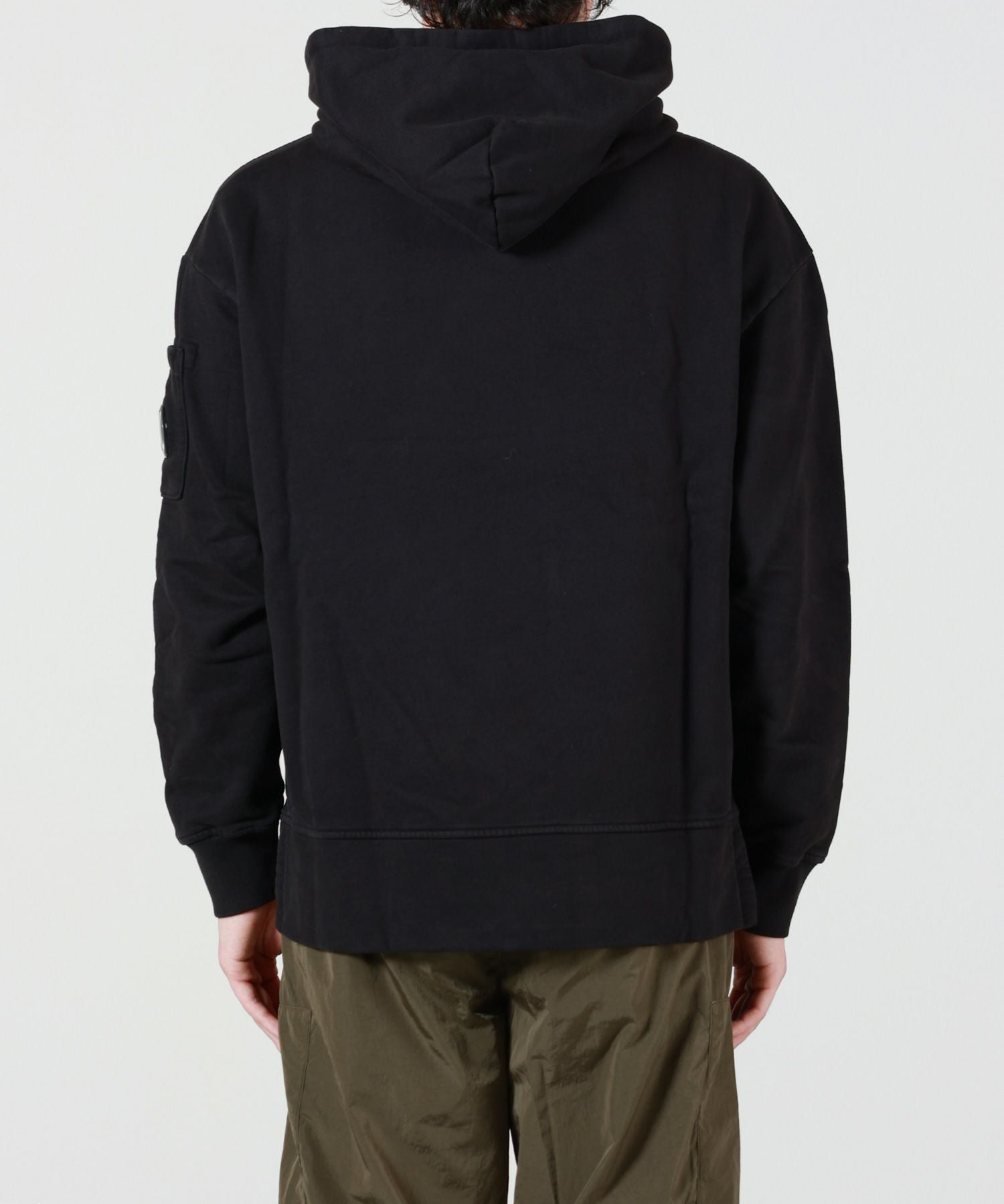 C.P. Company(シーピーカンパニー)】 SWEATSHIRTS SWEAT HOODED