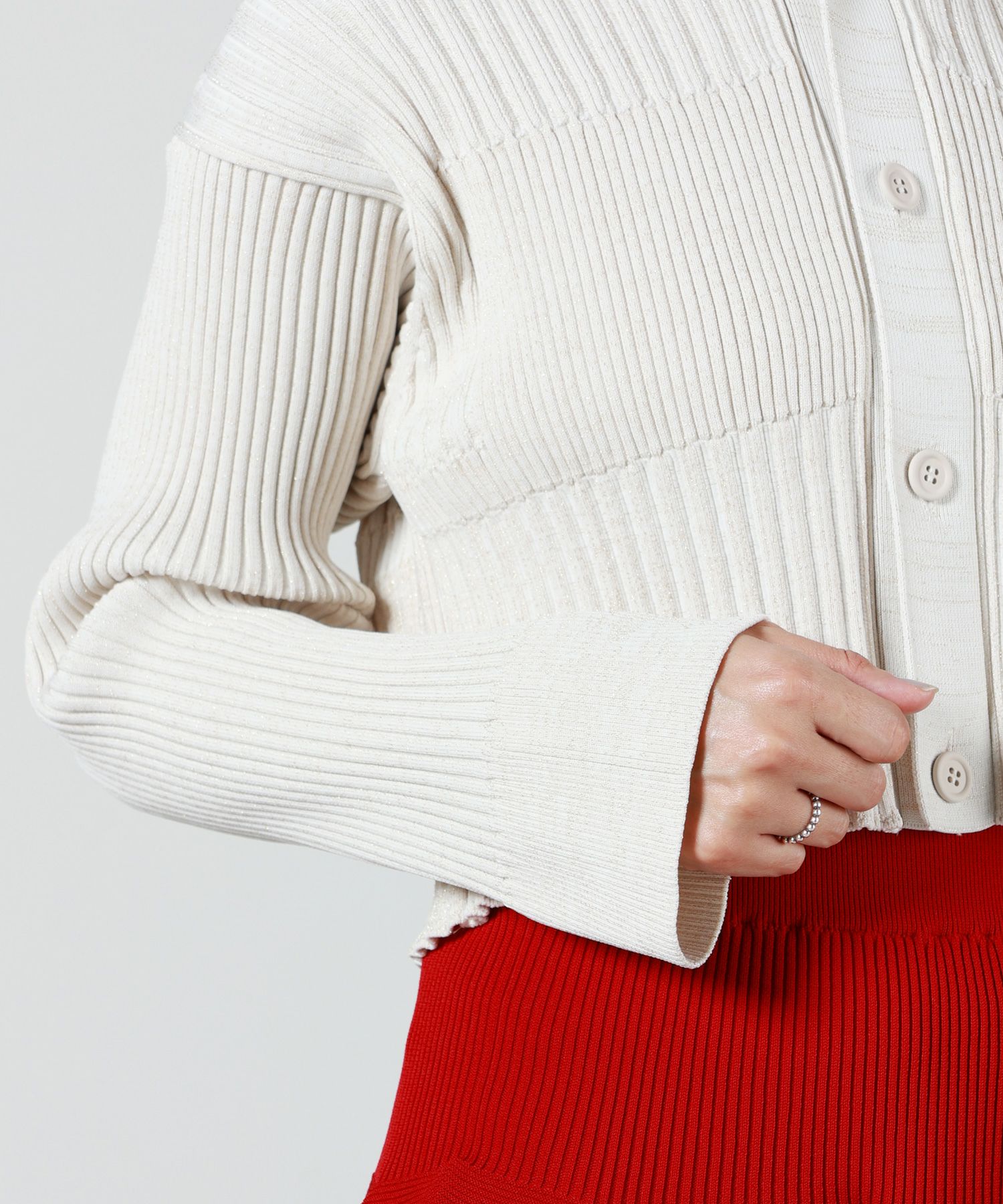 トップス FLUTED GLITTER CROPPED SHIRT CARDIGAN CFCL(シーエフシーエル)】 PARIGOT別注 FLUTED GLITTER CROPPED SHIRT