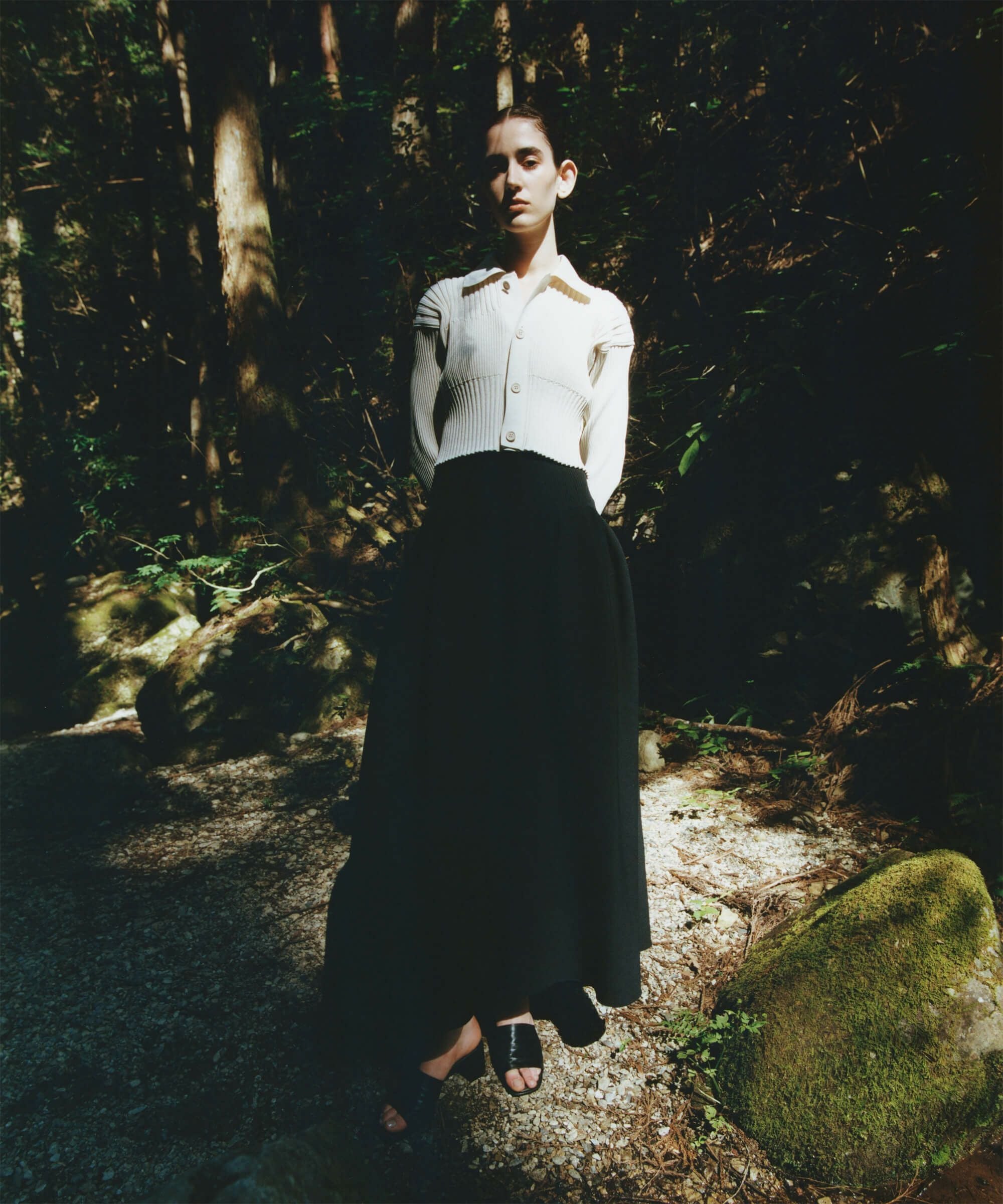 CFCL(シーエフシーエル)】 PARIGOT別注 FLUTED GLITTER CROPPED SHIRT