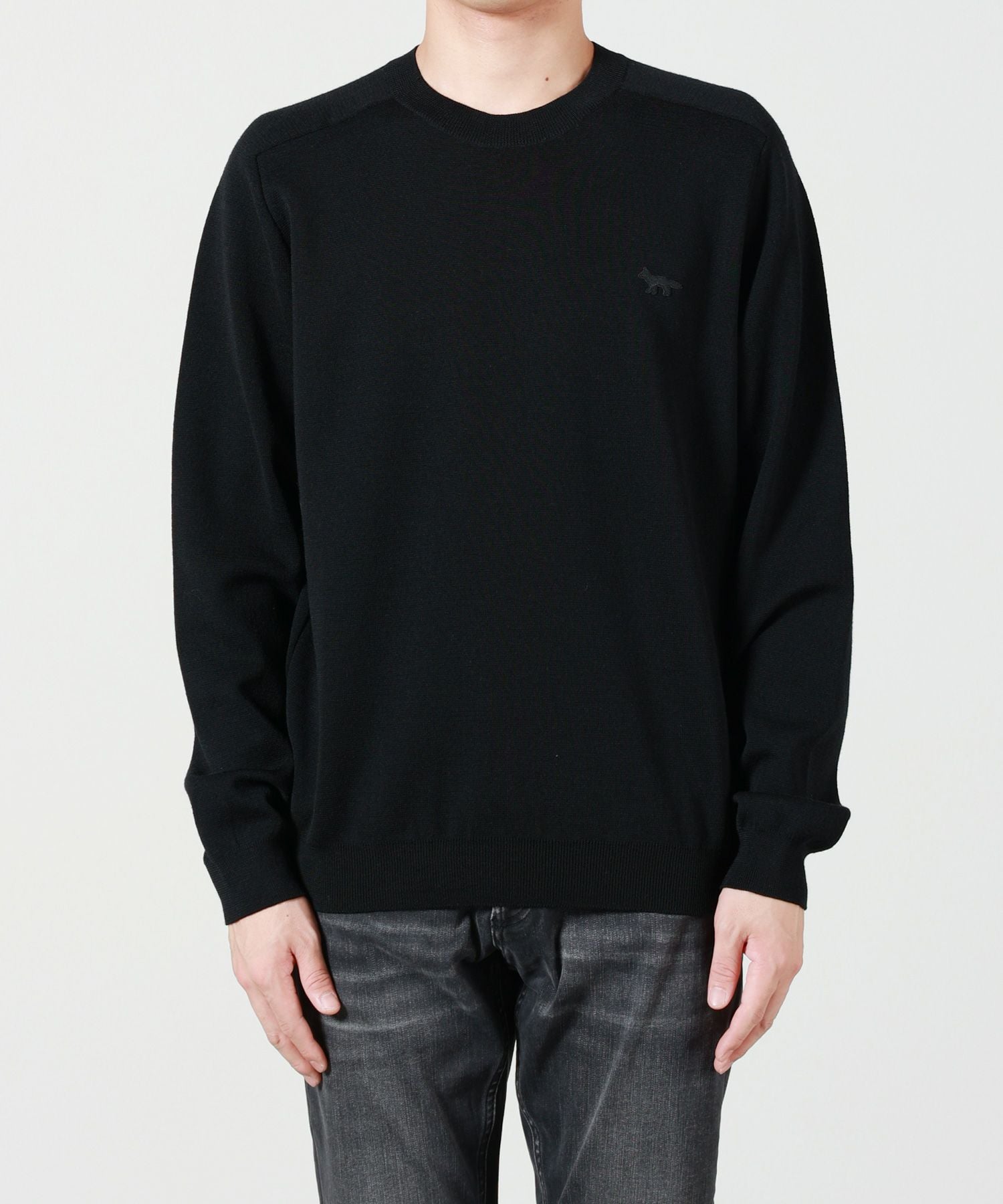 MAISON KITSUNE(メゾンキツネ)】 TECHNICAL MERINO WOOL JUMPER