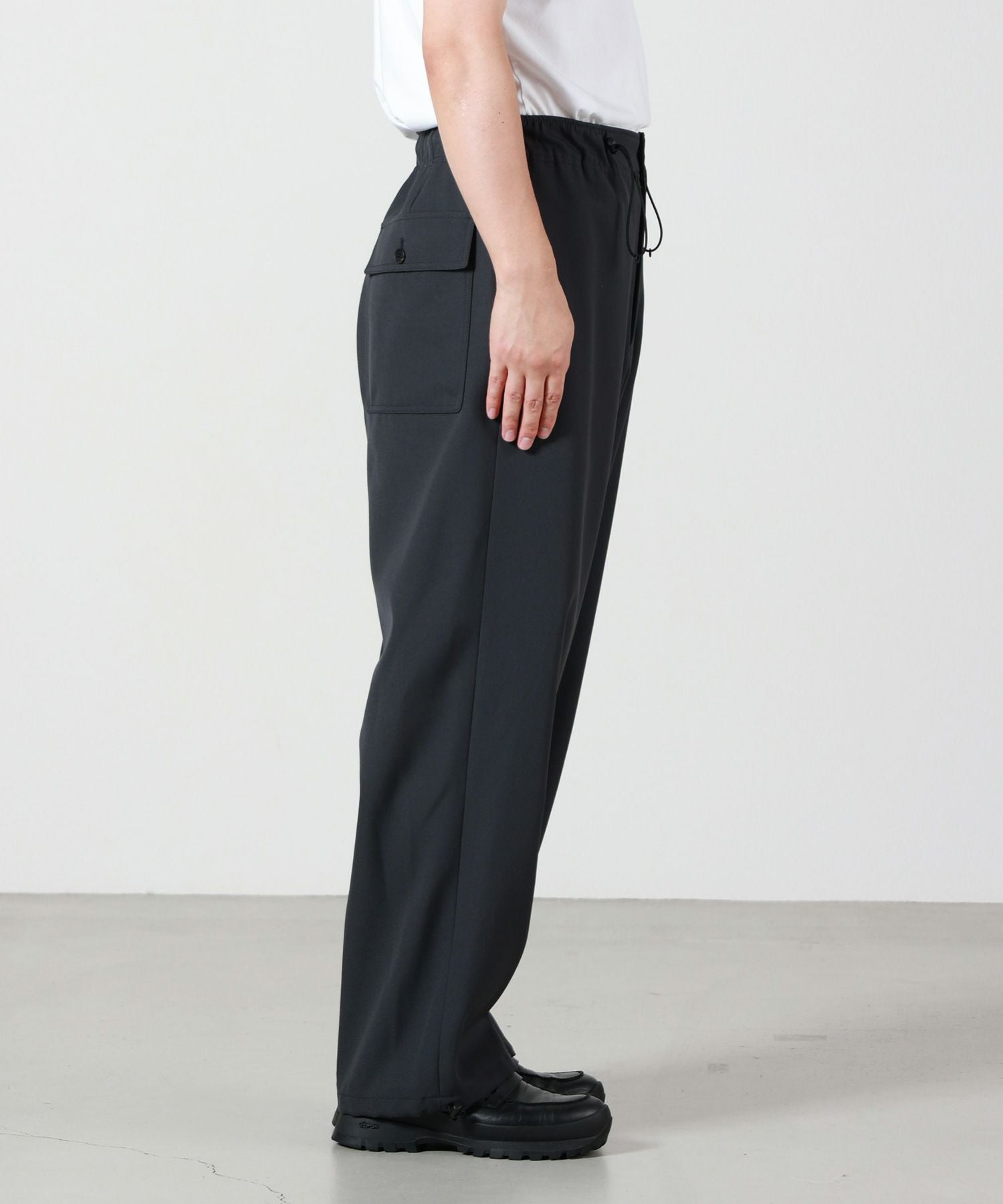 ATON(エイトン)】 BACK SATIN UTILITY PANTS｜PARIGOT ONLINE（パリゴ