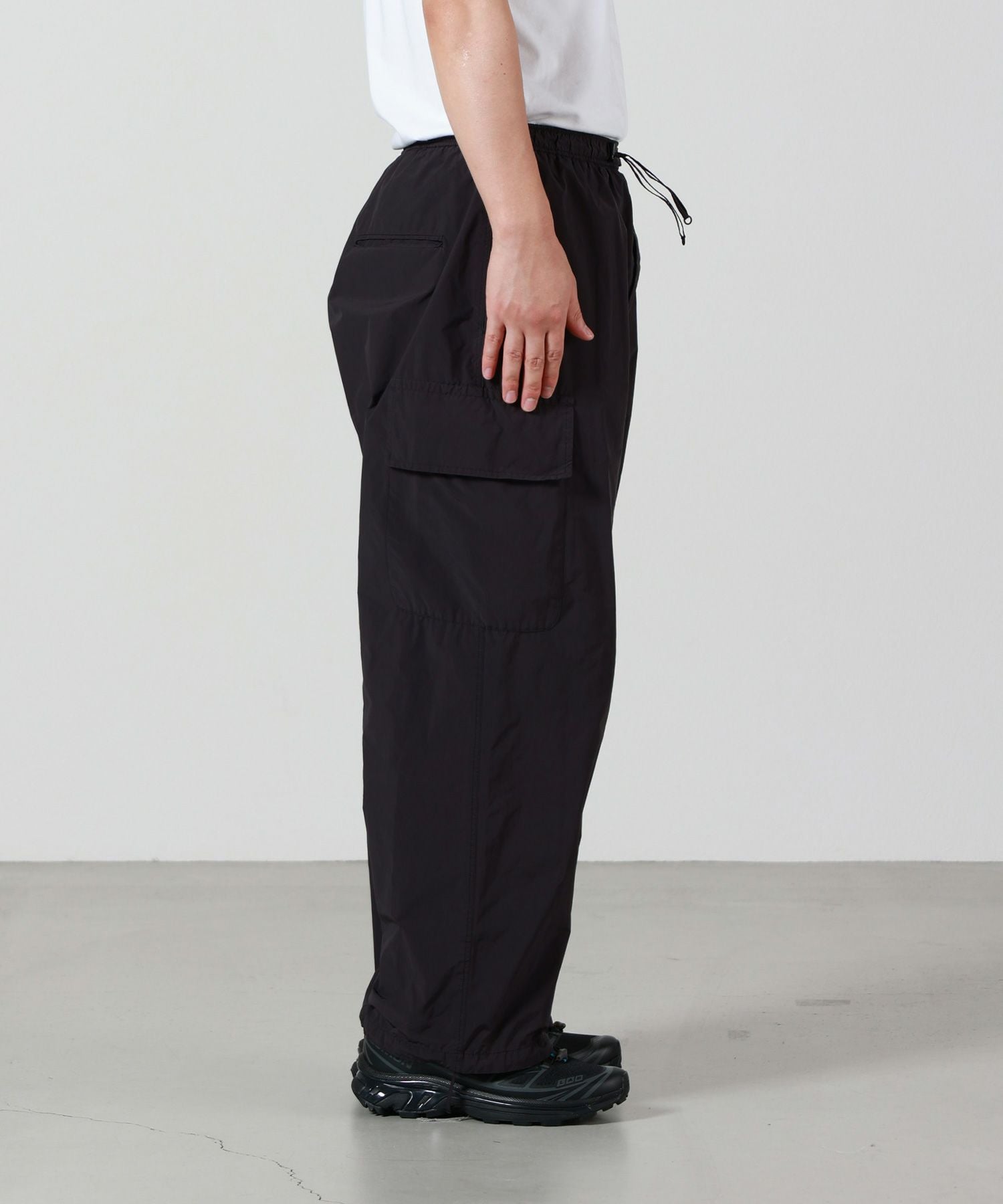 ATON(エイトン)】 AIR WEATHER SHORT UTILITY CARGO PANTS｜PARIGOT