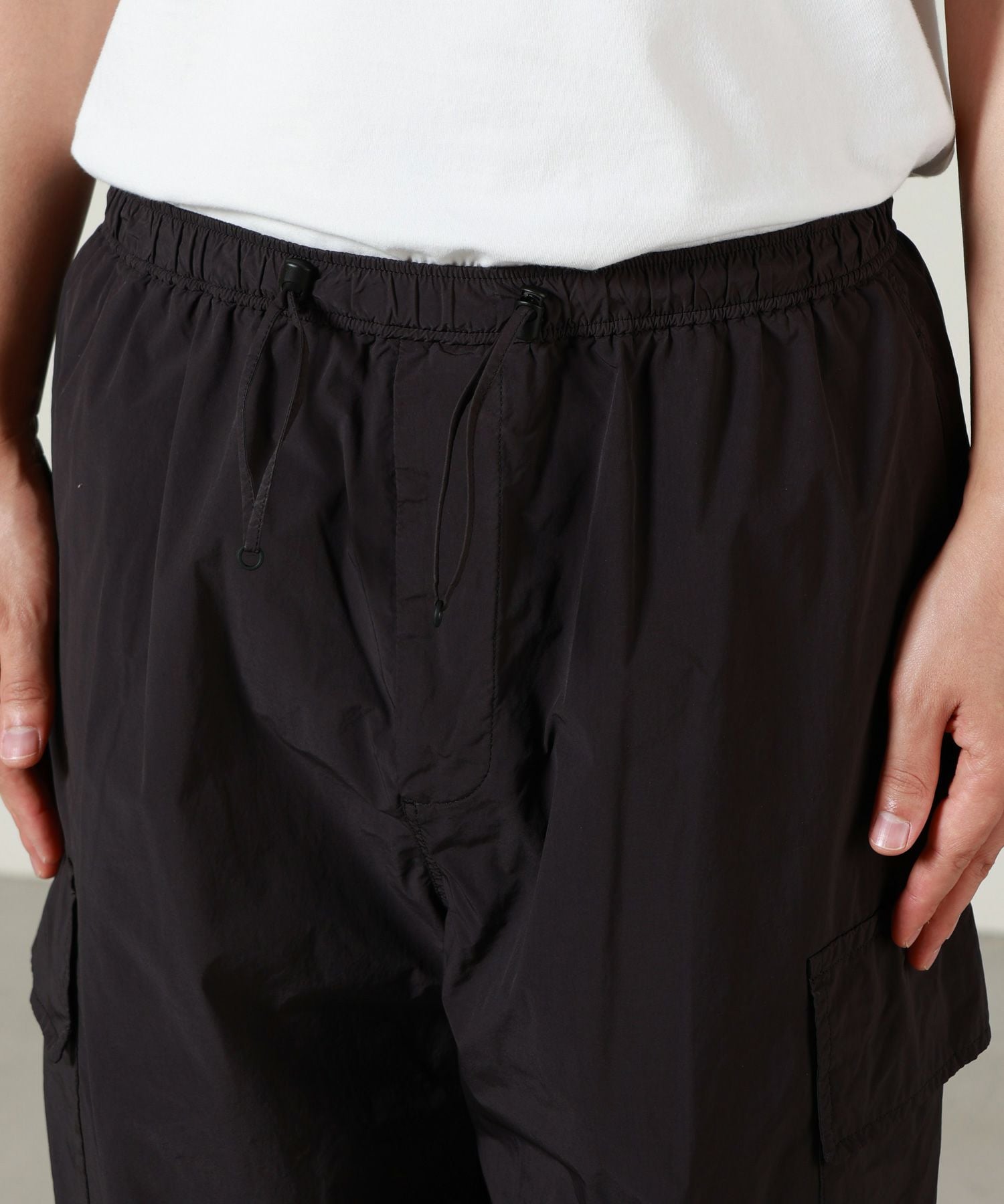 ATON(エイトン)】 AIR WEATHER SHORT UTILITY CARGO PANTS｜PARIGOT
