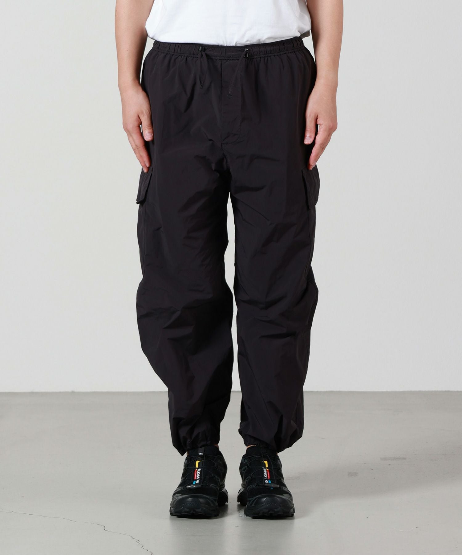 ATON(エイトン)】 AIR WEATHER SHORT UTILITY CARGO PANTS｜PARIGOT