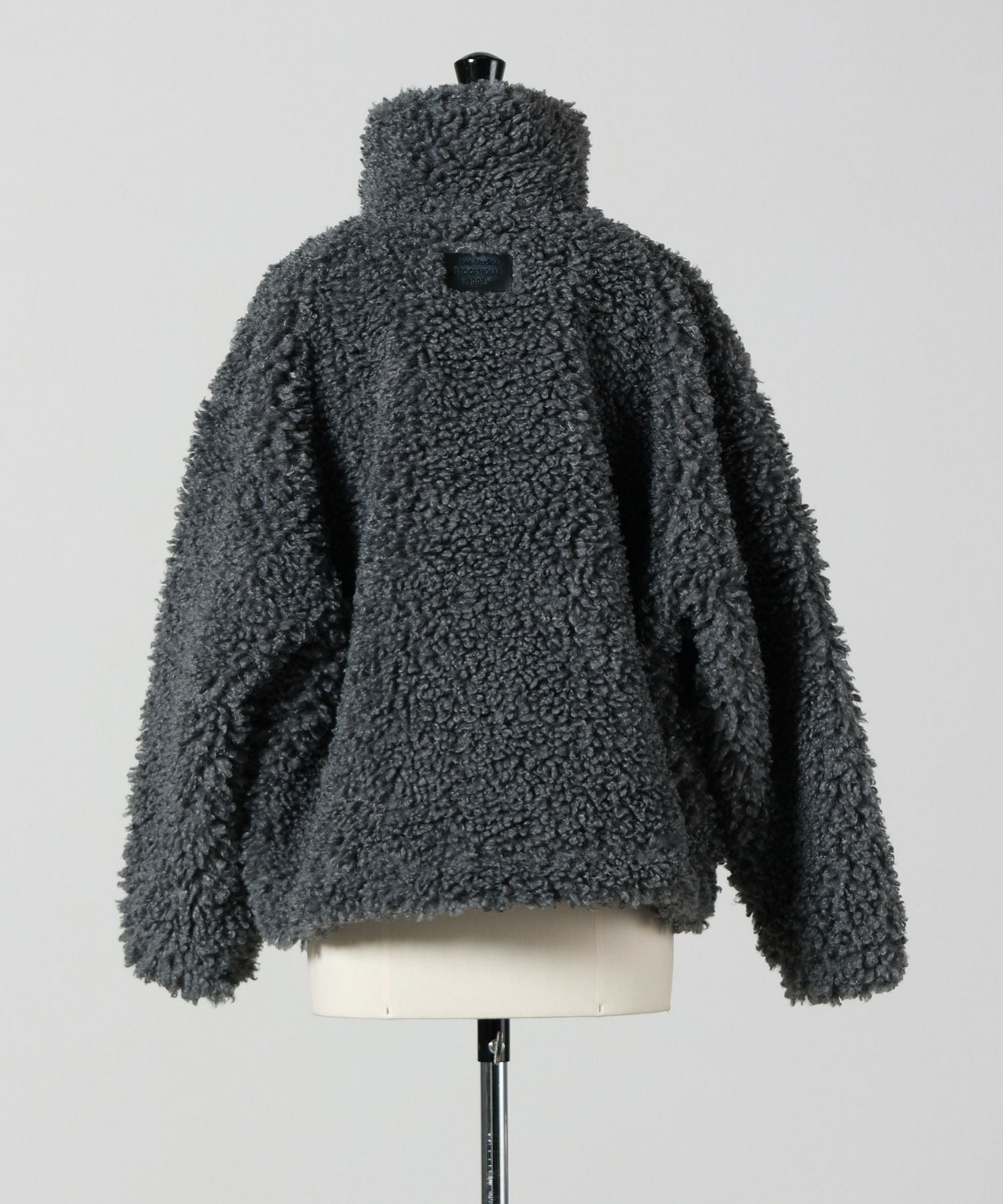 Acne Studios(アクネストゥディオズ)】 フェイクファーボンバー