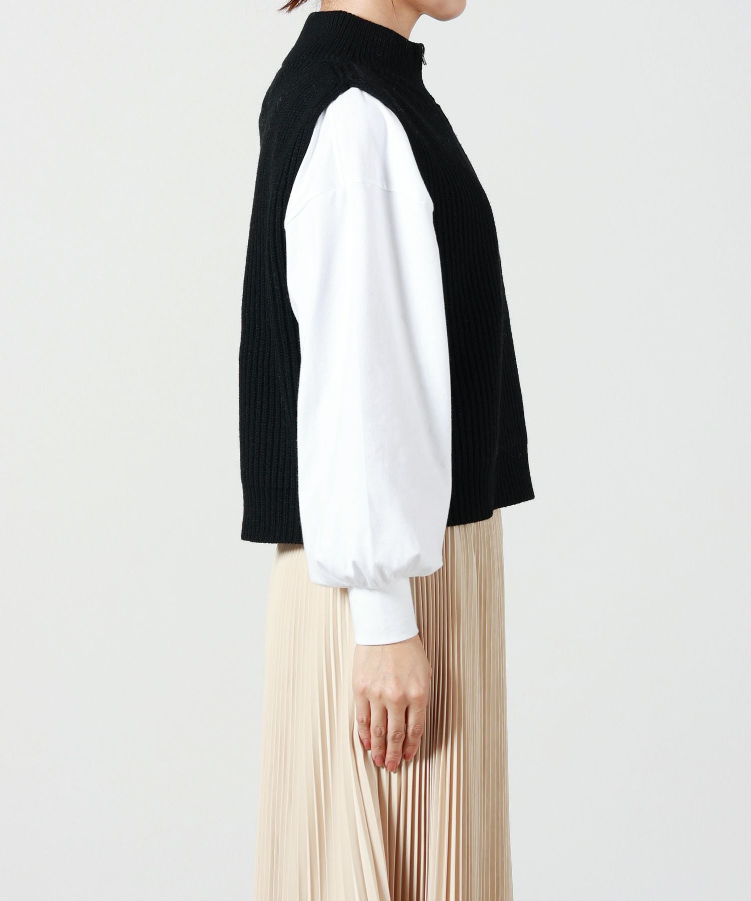 HYKE(ハイク)】 RIBBED KNIT WOOL VEST｜PARIGOT ONLINE（パリゴ