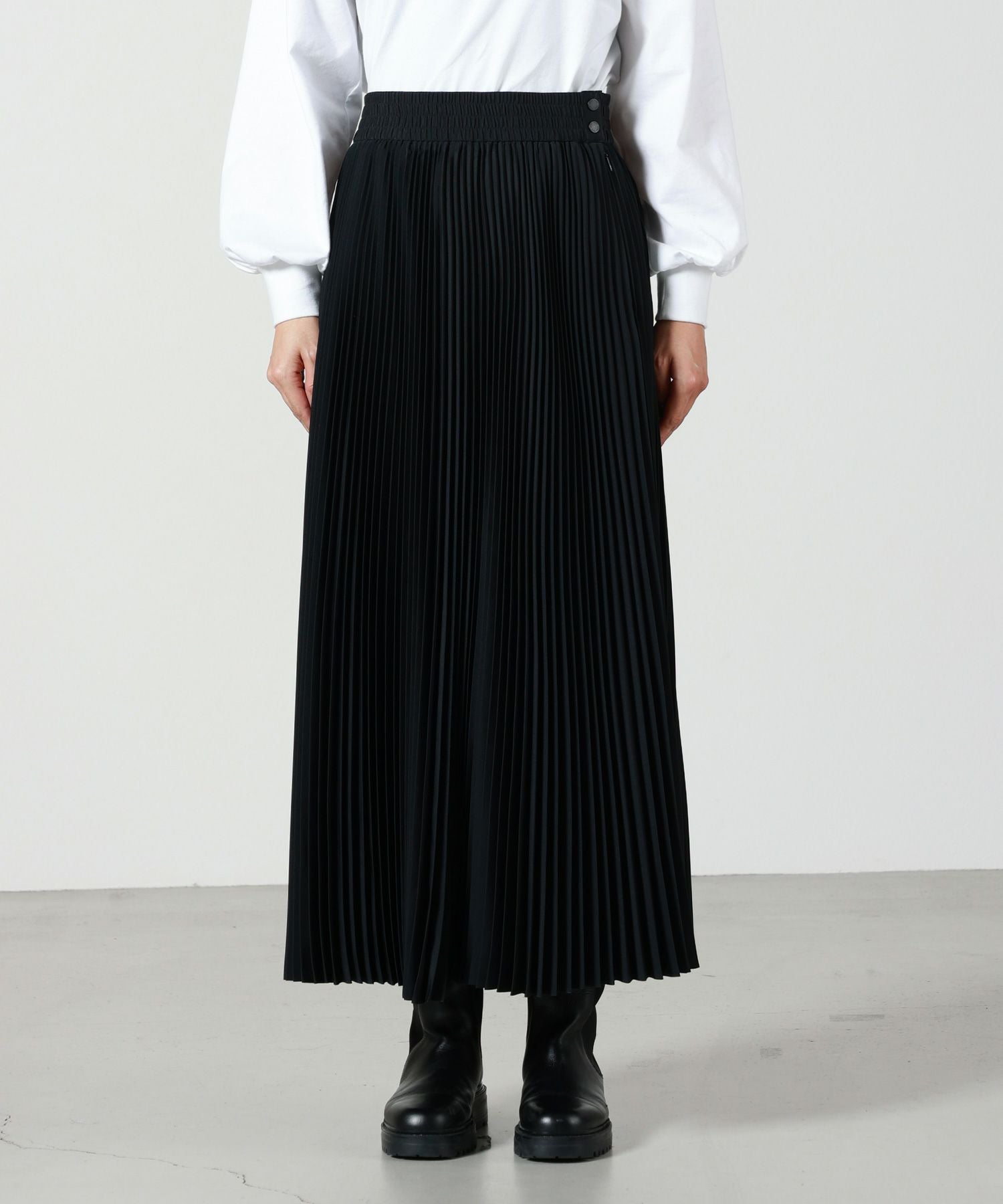HYKE(ハイク)】 TAFFETA PLEATED SKIRT｜PARIGOT ONLINE（パリゴ
