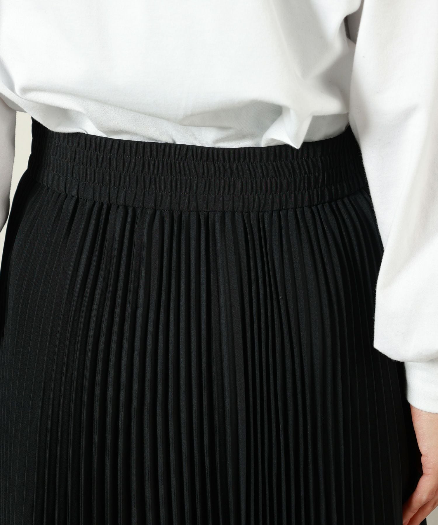 HYKE(ハイク)】 TAFFETA PLEATED SKIRT｜PARIGOT ONLINE（パリゴ