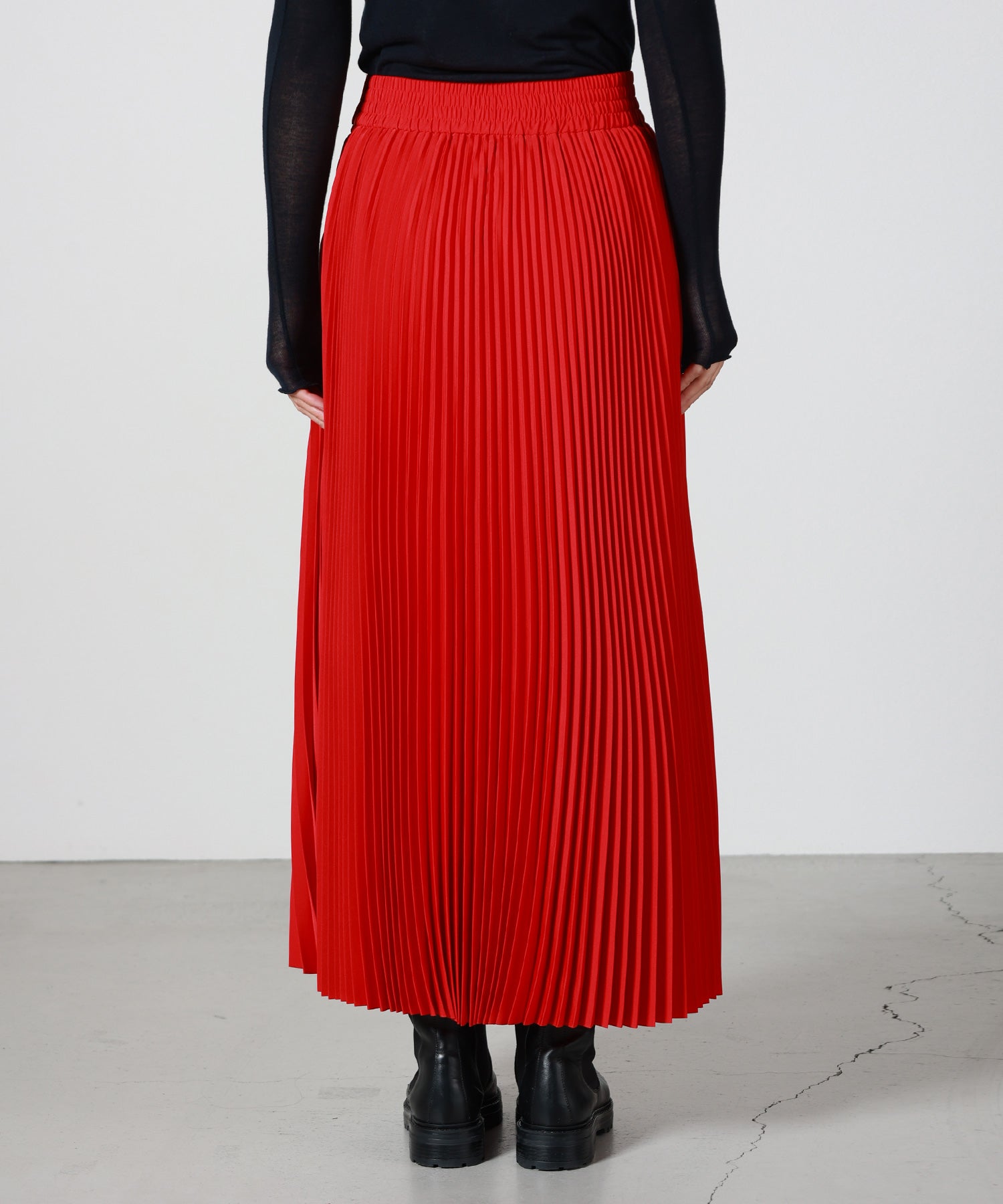 HYKE(ハイク)】 TAFFETA PLEATED SKIRT｜PARIGOT ONLINE（パリゴ