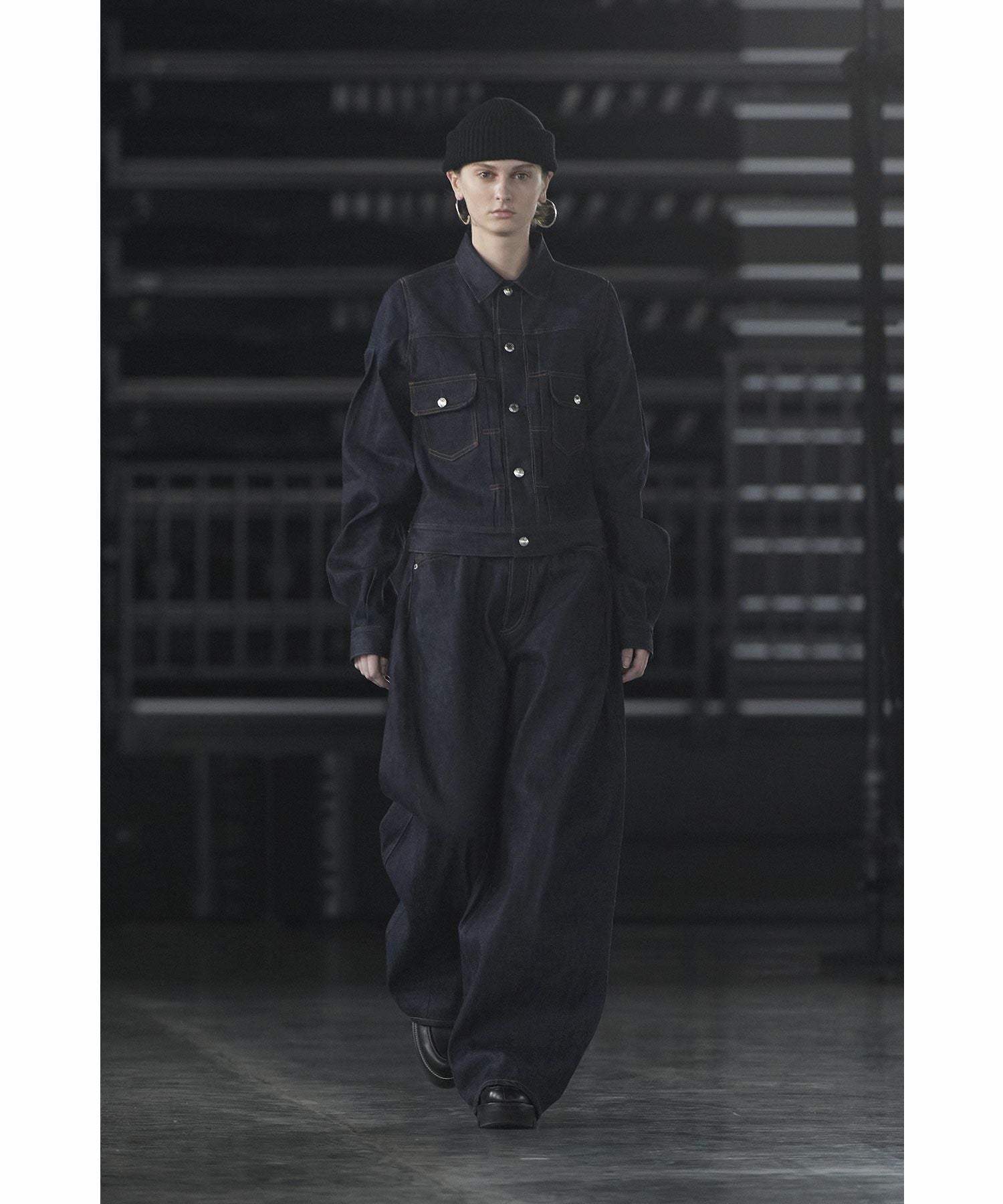HYKE(ハイク)】 BALLOON SLV DENIM JK TYPE2 REGULAR FIT｜PARIGOT