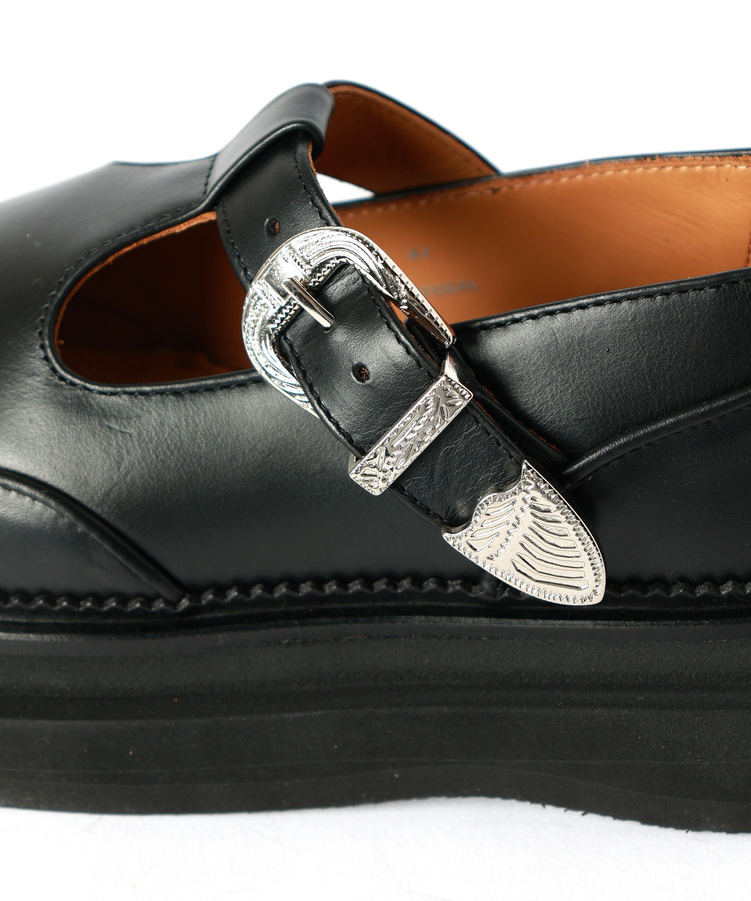 TOGA PULLA(トーガプルラ)】 PLATFORM STRAP SHOES｜PARIGOT ONLINE