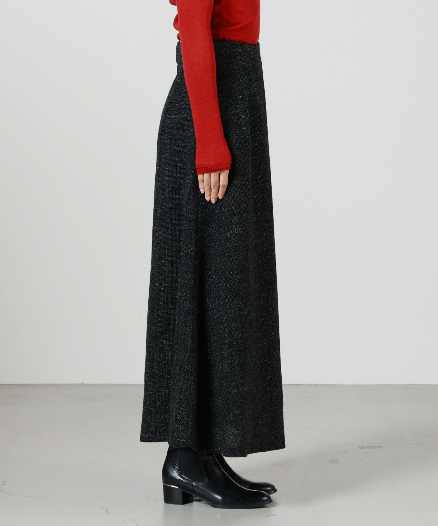 PHOTOCOPIEU(フォトコピュー)】 CAPRICE CURVED WAIST MAXISKIRT