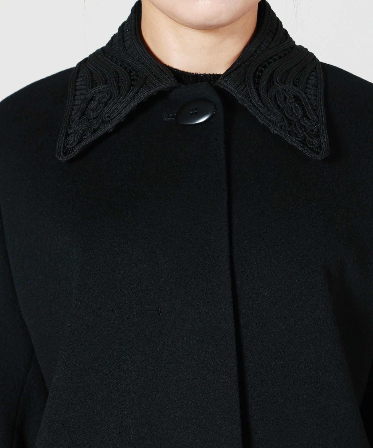 Mame Kurogouchi(マメ クロゴウチ)】 Wool Melton Embroidery Collar