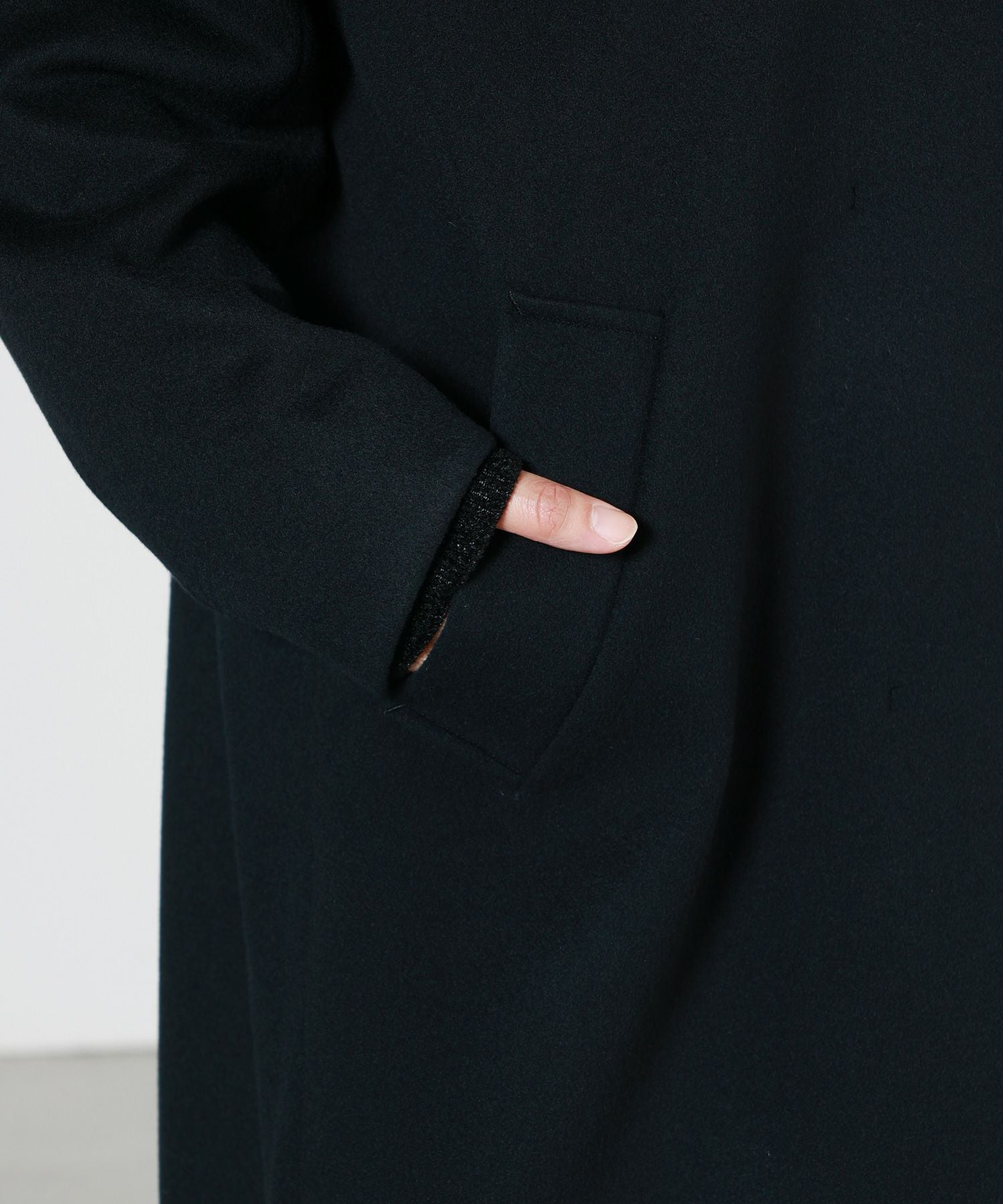 Mame Kurogouchi(マメ クロゴウチ)】 Wool Melton Embroidery Collar