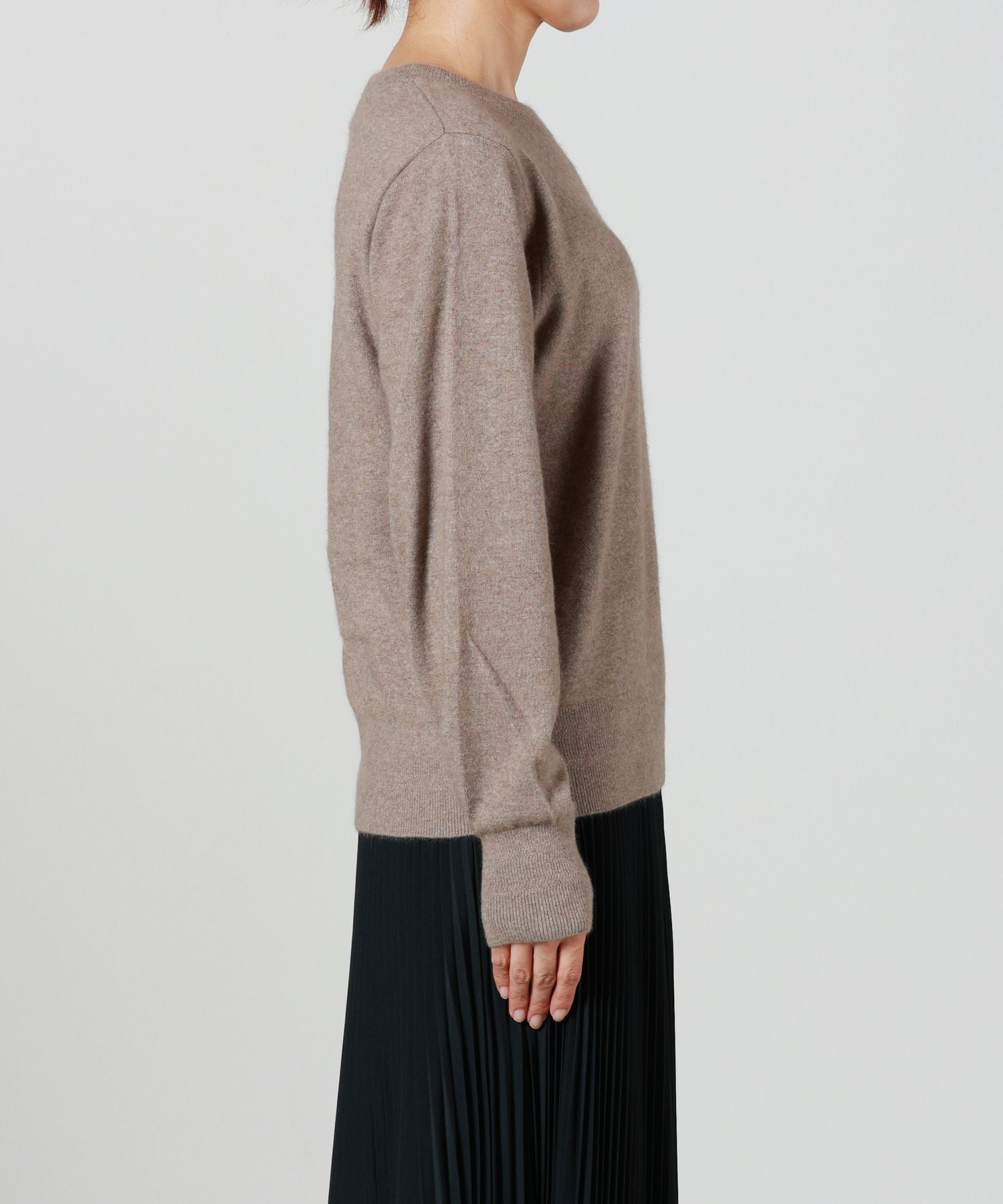 HYKE(ハイク)】 ≪GENDERLESS≫RACCOON SWEATER｜PARIGOT ONLINE