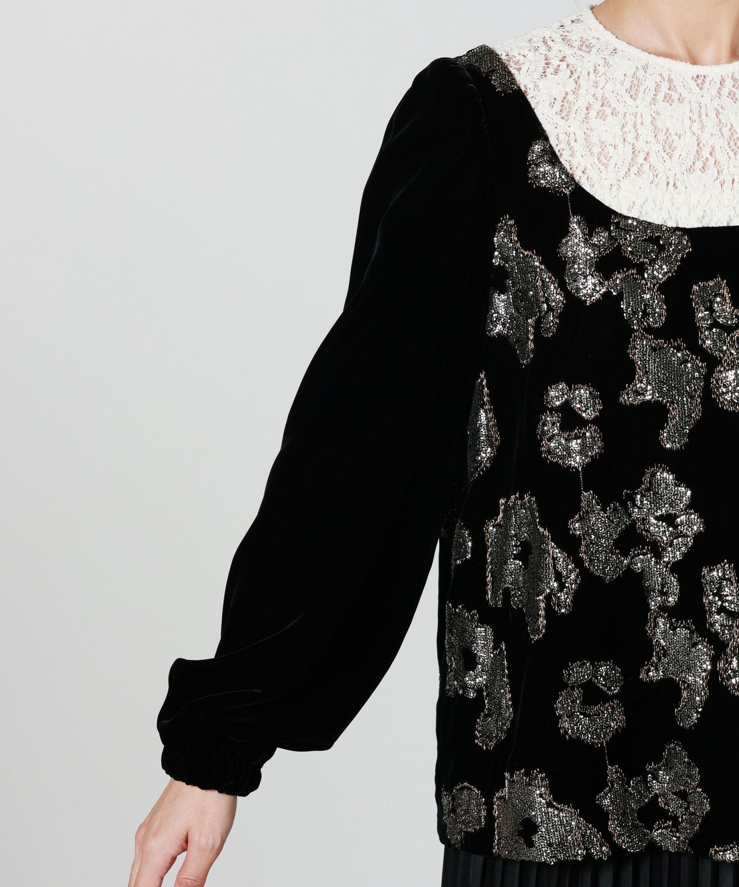 KAON  完売！刺繍トップス Kaon(カオン)】 TOPS｜PARIGOT ONLINE（パリゴオンライン）
