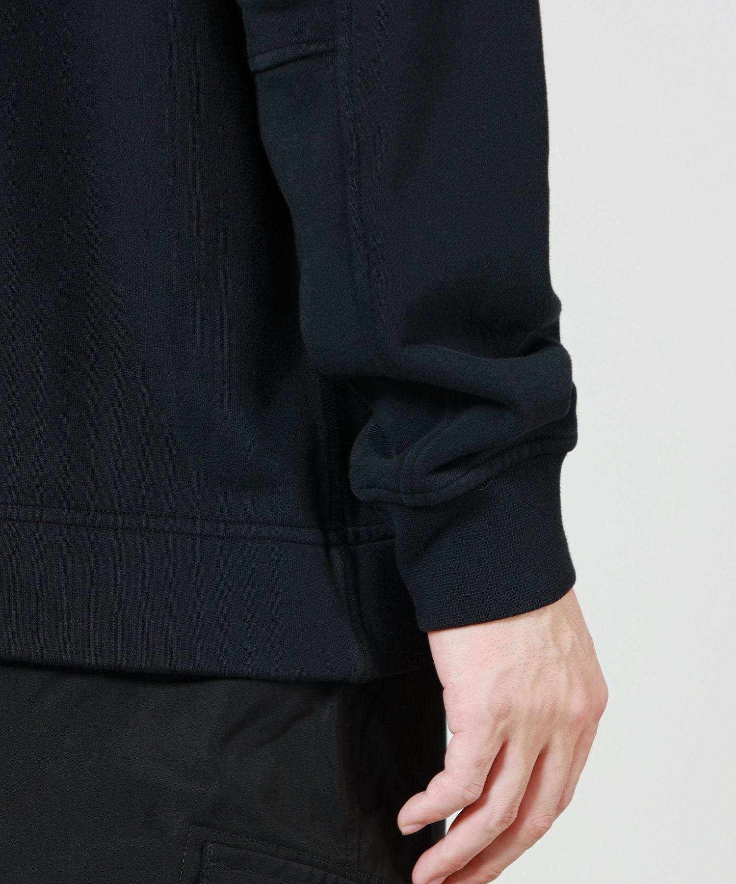 STONE ISLAND(ストーンアイランド)】 SWEAT SHIRT｜PARIGOT ONLINE
