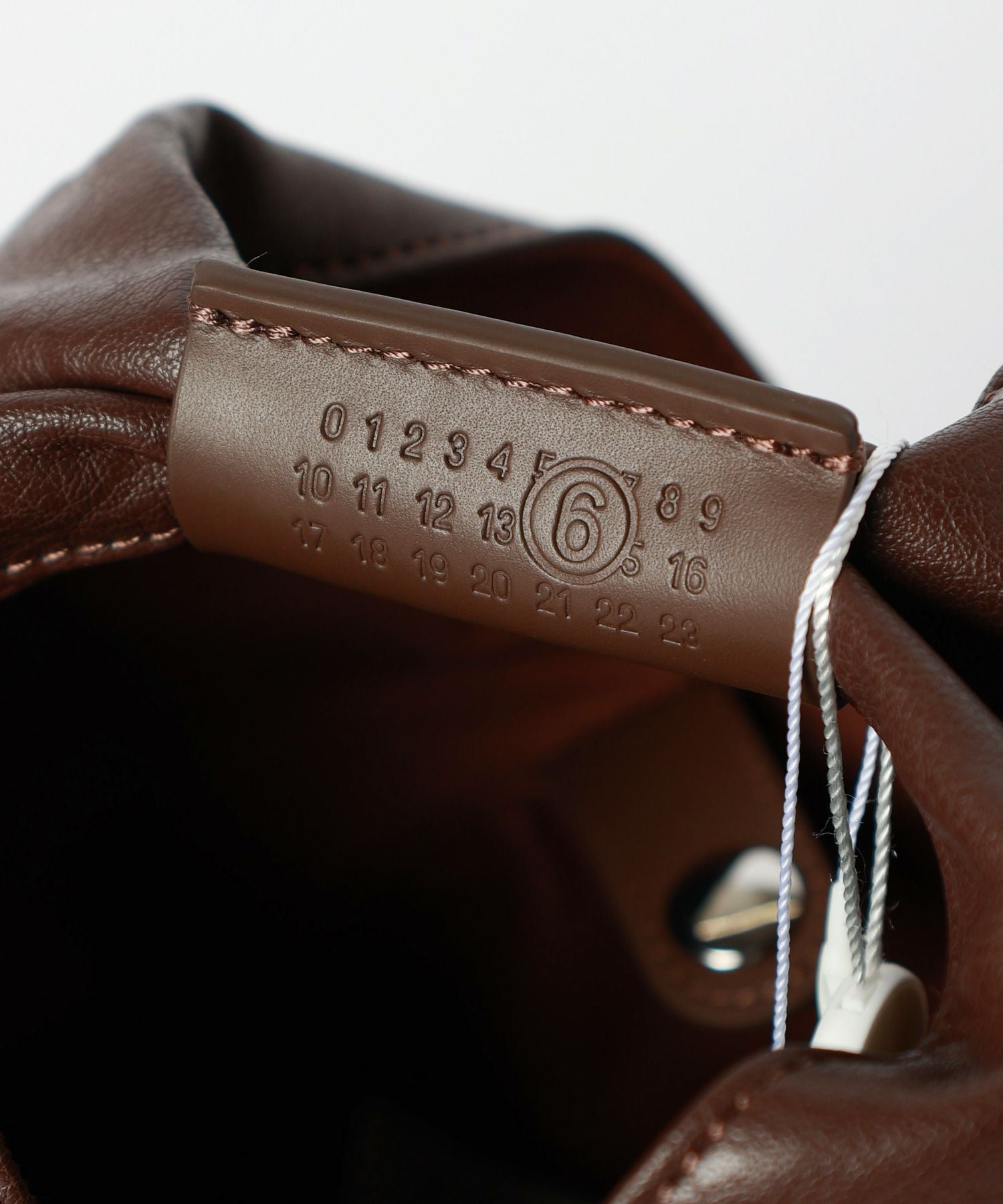 MM6 Maison Margiela(エムエムシックス メゾン マルジェラ)】 Japanese