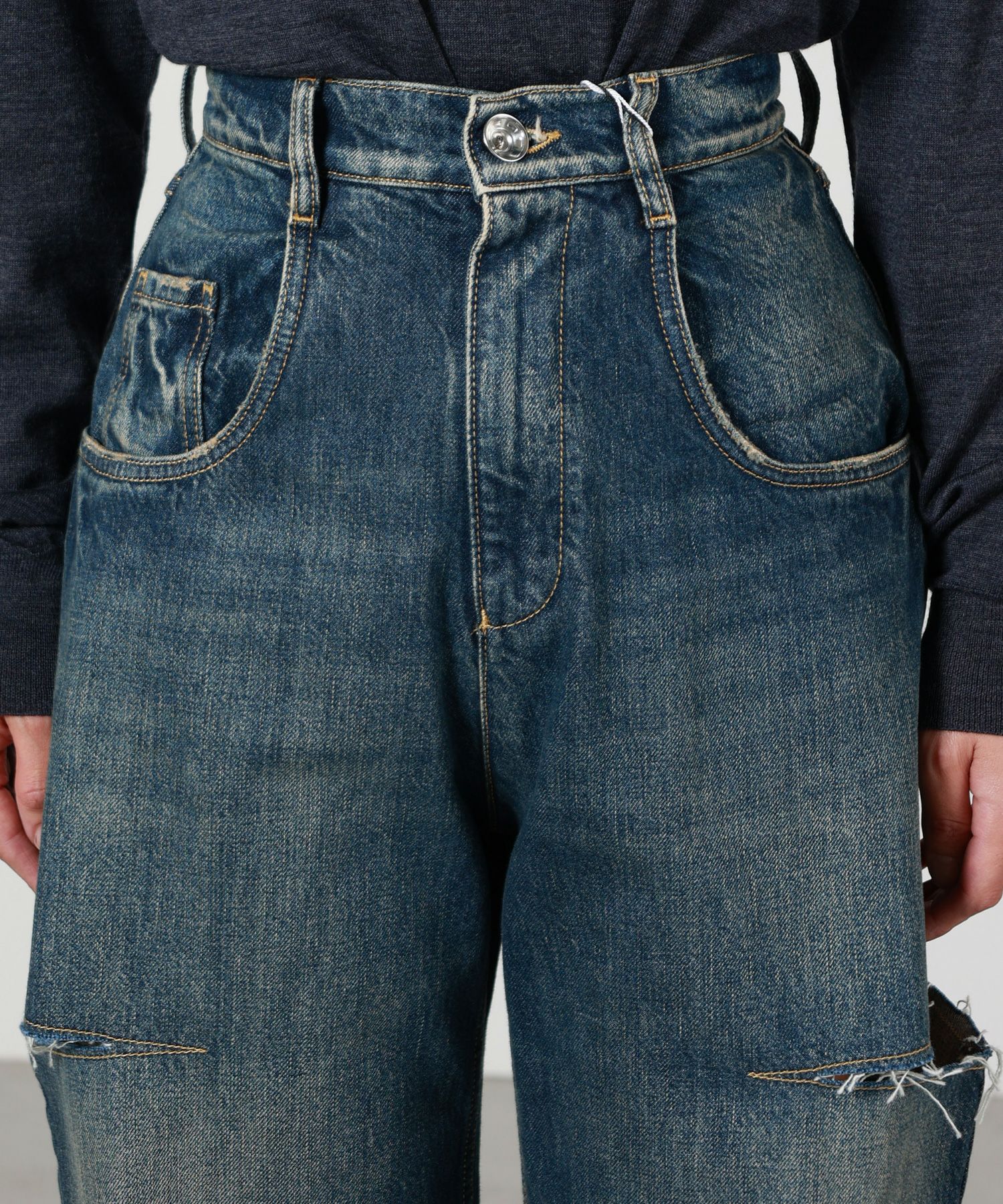 Maison Margiela(メゾンマルジェラ)】 カットアウトジーンズ｜PARIGOT