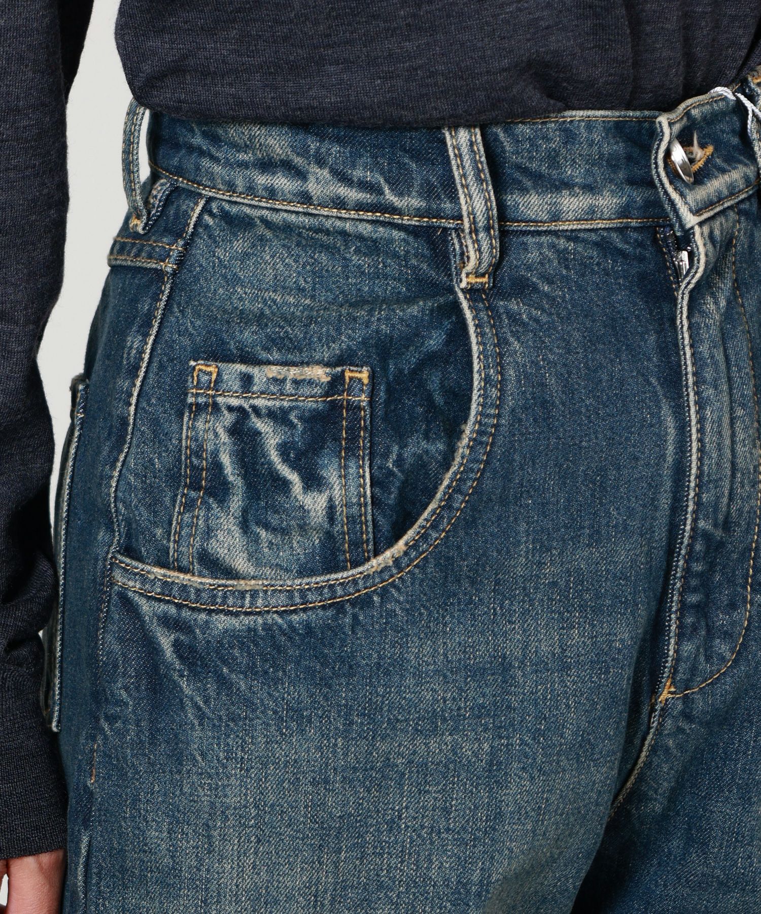 Maison Margiela(メゾンマルジェラ)】CUT-OUT JEANS｜PARIGOT ONLINE