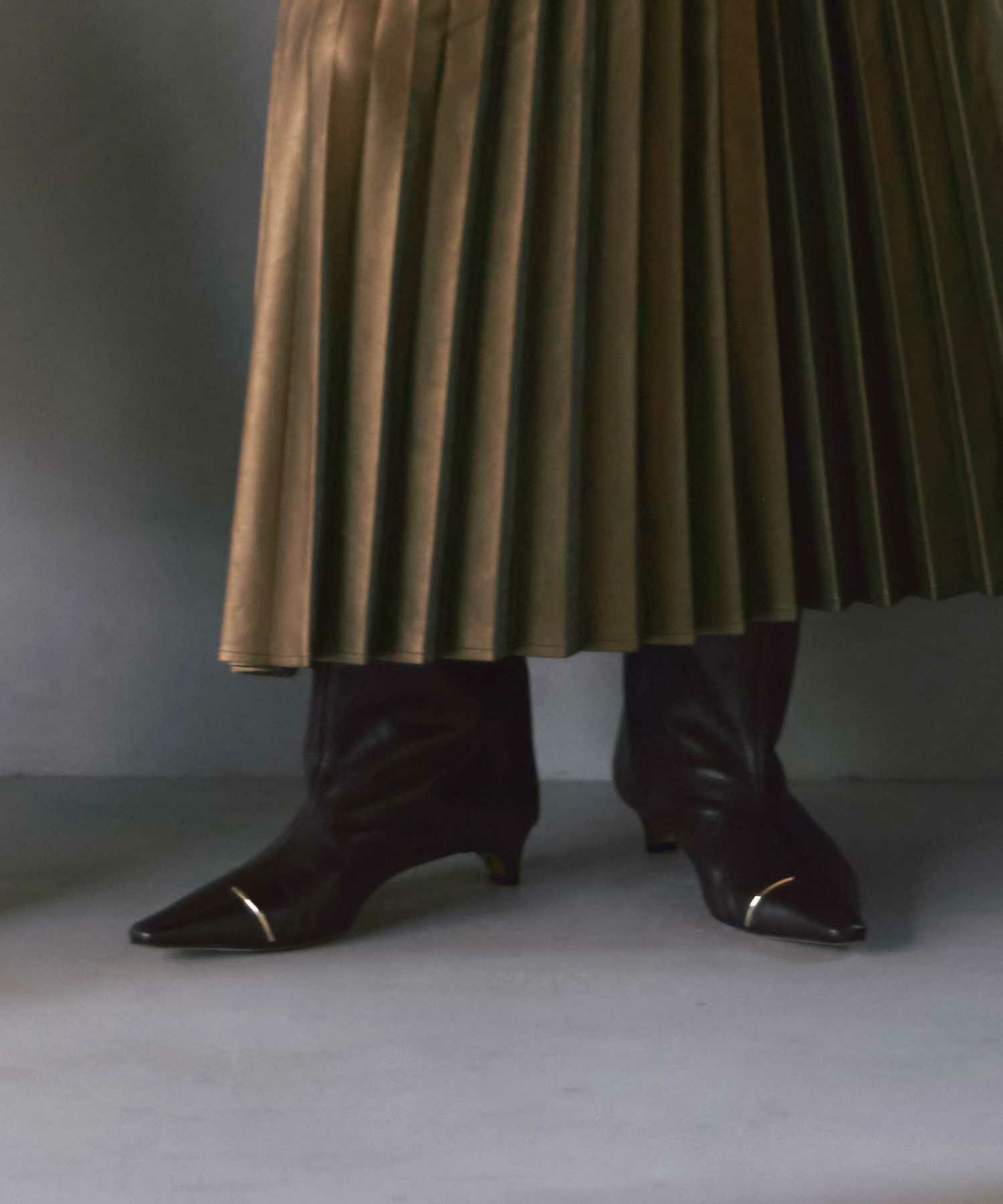 HENRI EN VARGO(ヘンリエンヴァーゴ)】 Carme｜PARIGOT ONLINE（パリゴ
