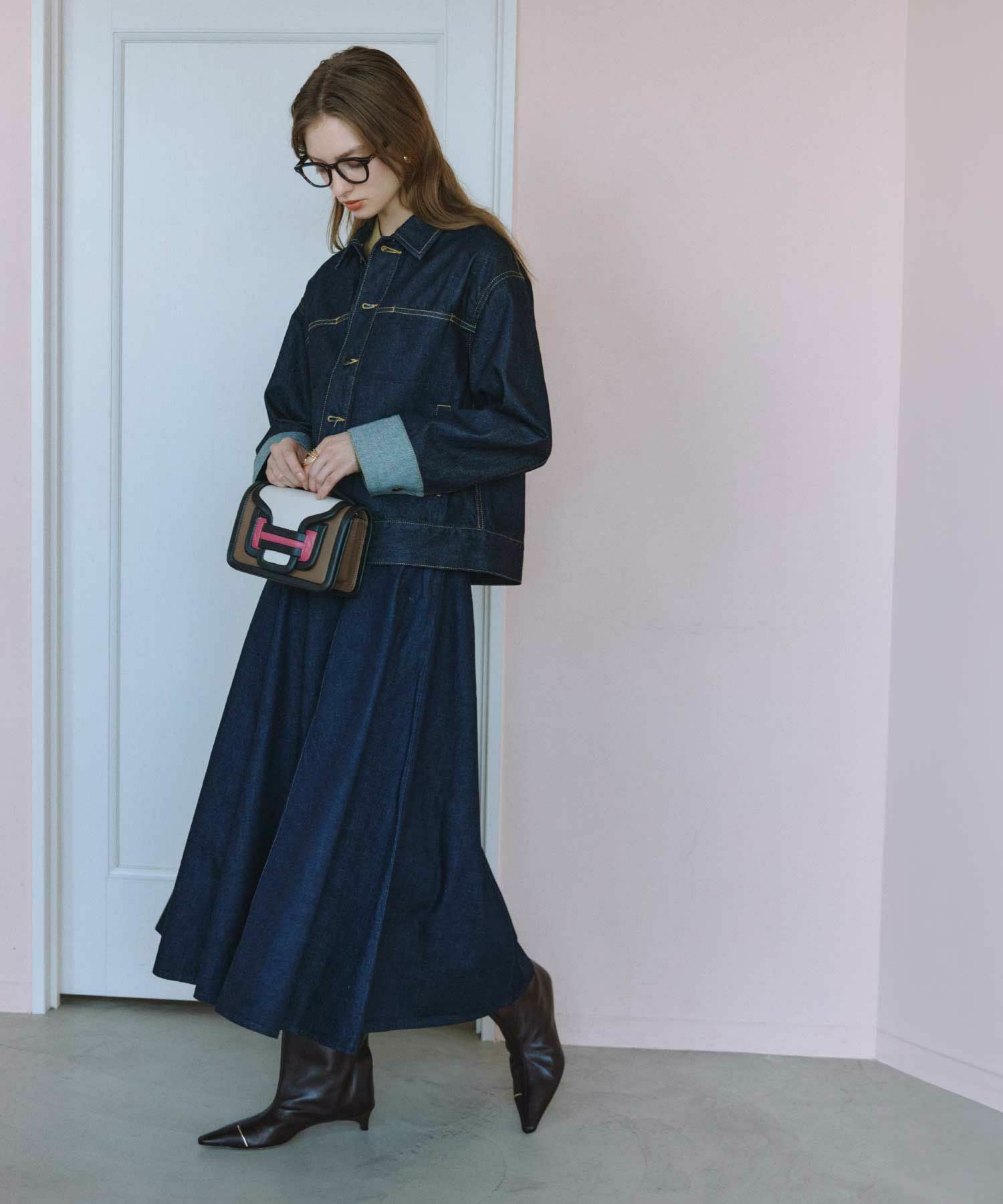 HENRI EN VARGO(ヘンリエンヴァーゴ)】 Carme｜PARIGOT ONLINE（パリゴ