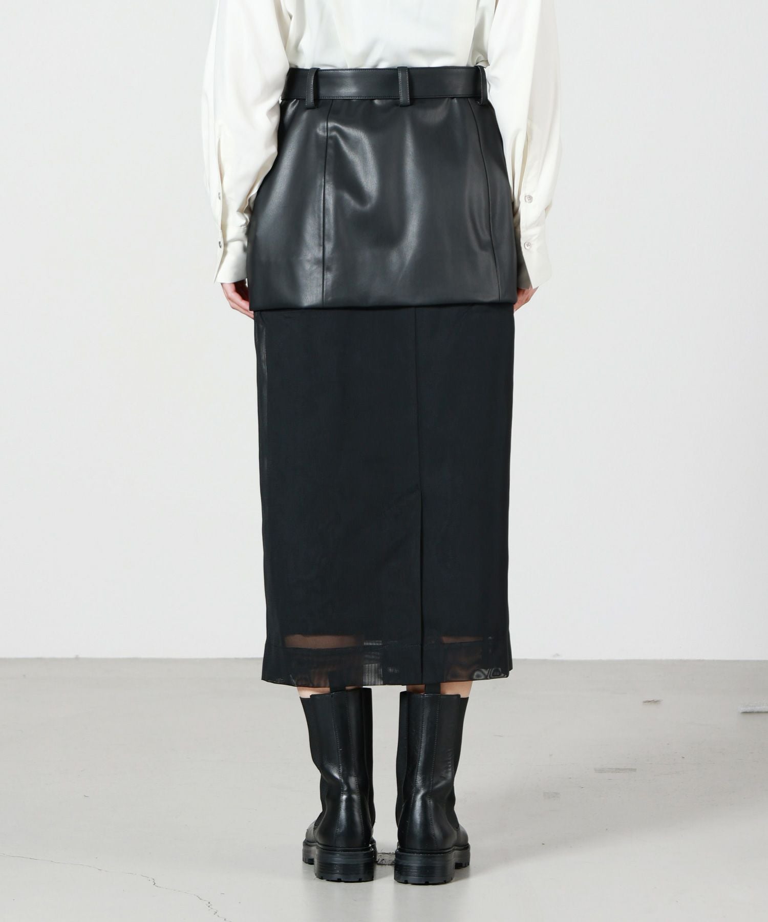TOGA PULLA(トーガプルラ)】 Leather mesh skirt｜PARIGOT ONLINE