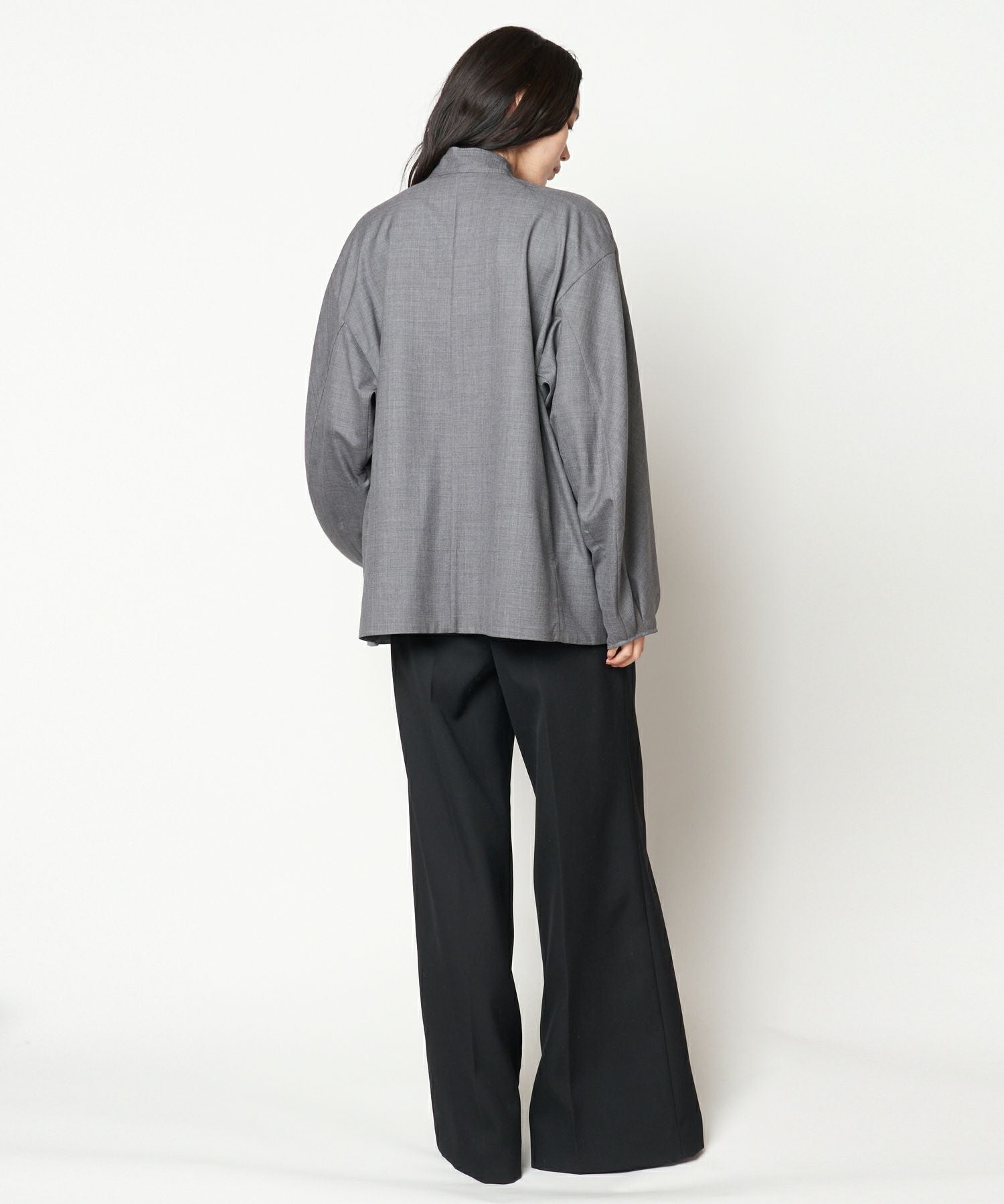 HARUNOBUMURATA(ハルノブムラタ)】 HEPBURN-WOOL SHIRT BUTTON TOP