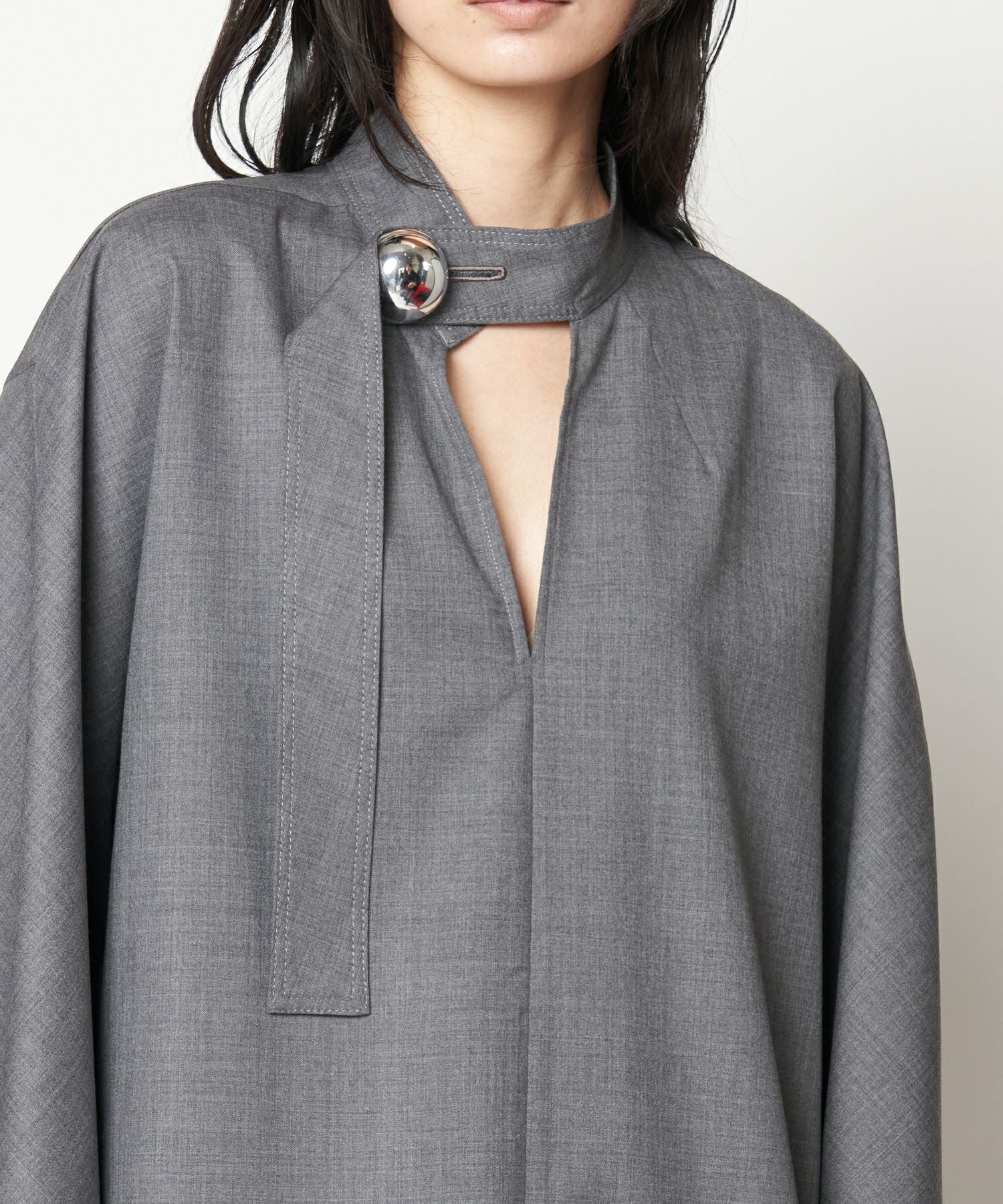 HARUNOBUMURATA(ハルノブムラタ)】 HEPBURN-WOOL SHIRT BUTTON TOP