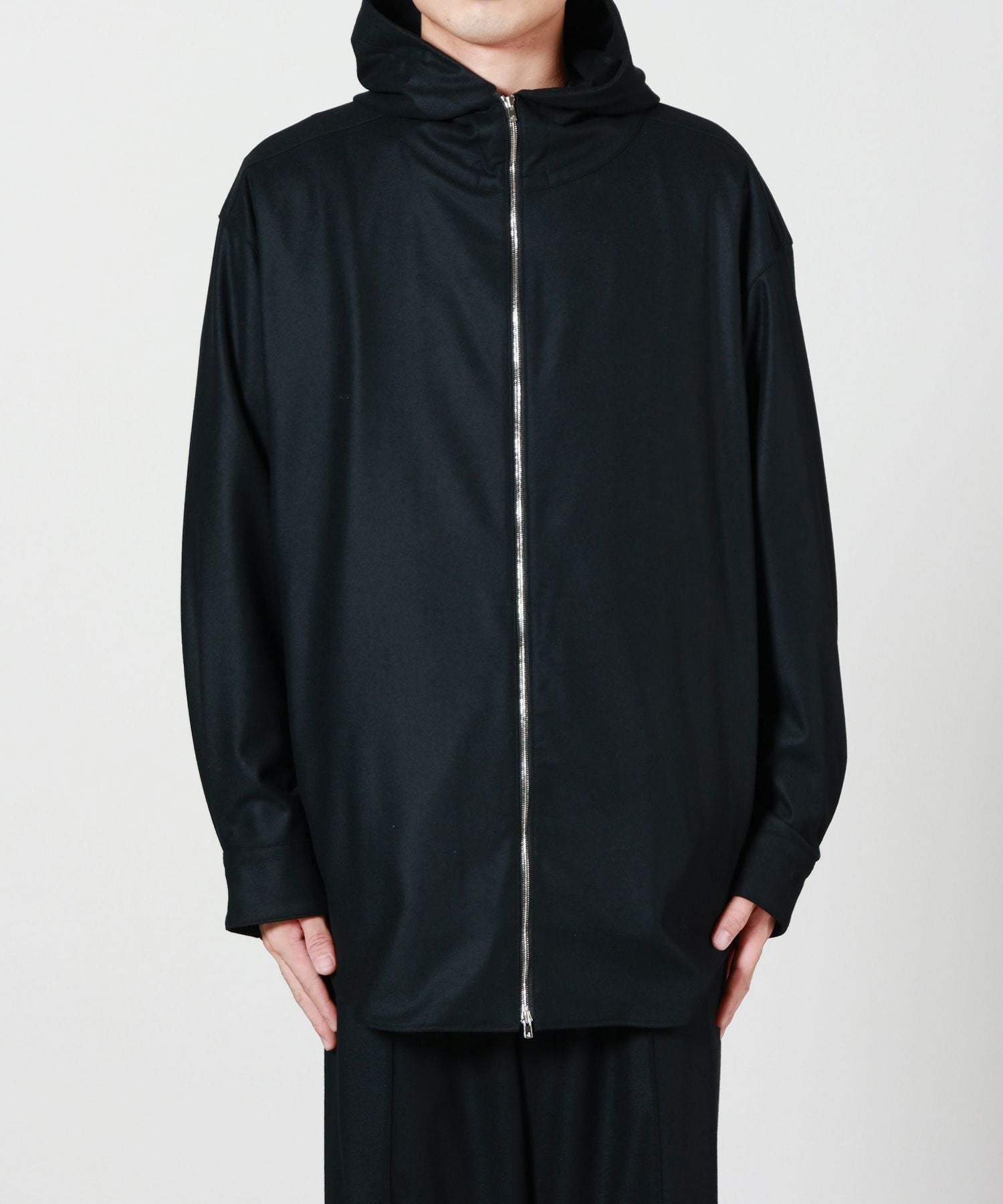 健*一様 OVERCOAT ジップアップ ブルゾン ネイビー ブラック 1 OVERCOAT(オーバーコート)】 ZIP-UP HOODIE｜PARIGOT ONLINE（パリゴ