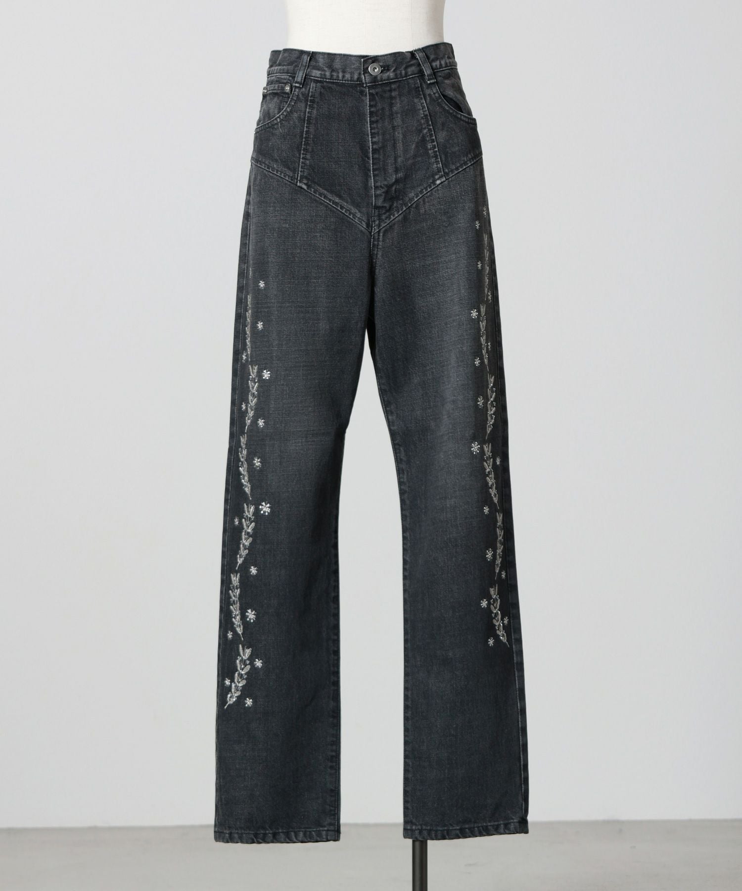 FETICO(フェティコ)】 EMBROIDERED STRAIGHT JEANS｜PARIGOT ONLINE
