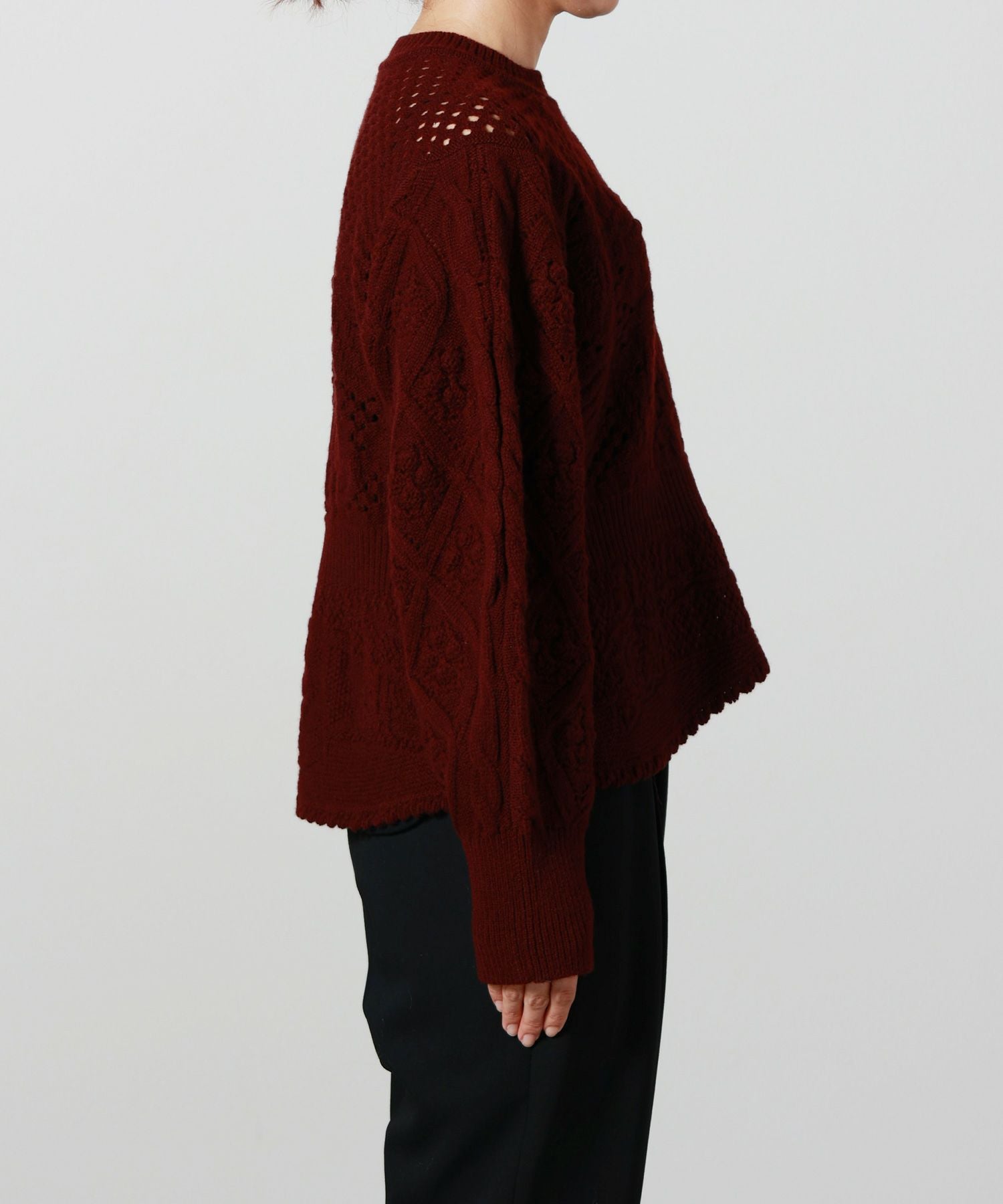 Mame Kurogouchi(マメ クロゴウチ)】 Multi Pattern Low Gauge Knitted