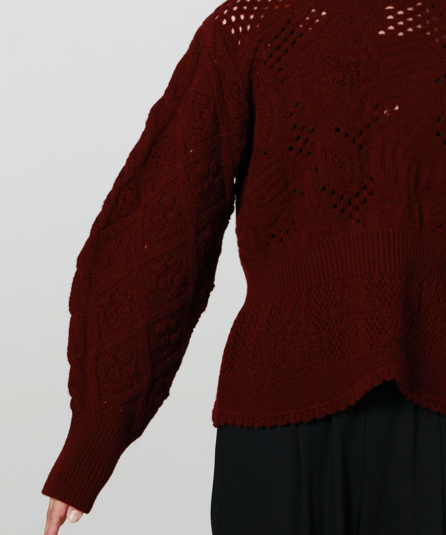 Mame Kurogouchi(マメ クロゴウチ)】 Multi Pattern Low Gauge Knitted