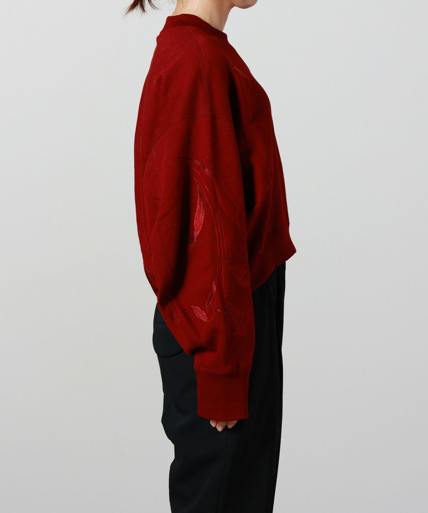 Mame Kurogouchi(マメ クロゴウチ)】Floral Motif Embroidered