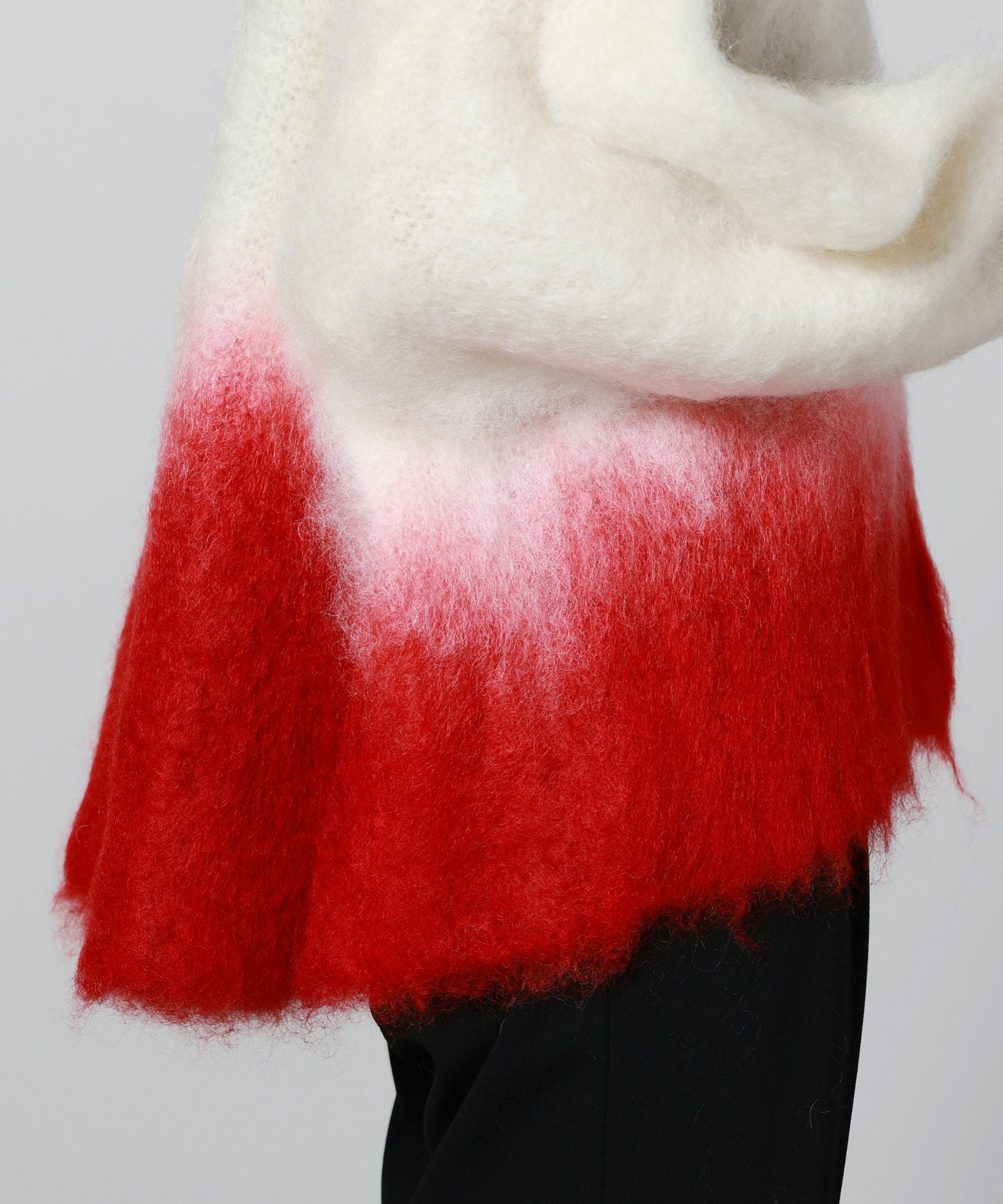 Mame Kurogouchi(マメ クロゴウチ)】 Fur Knitted High Neck Top
