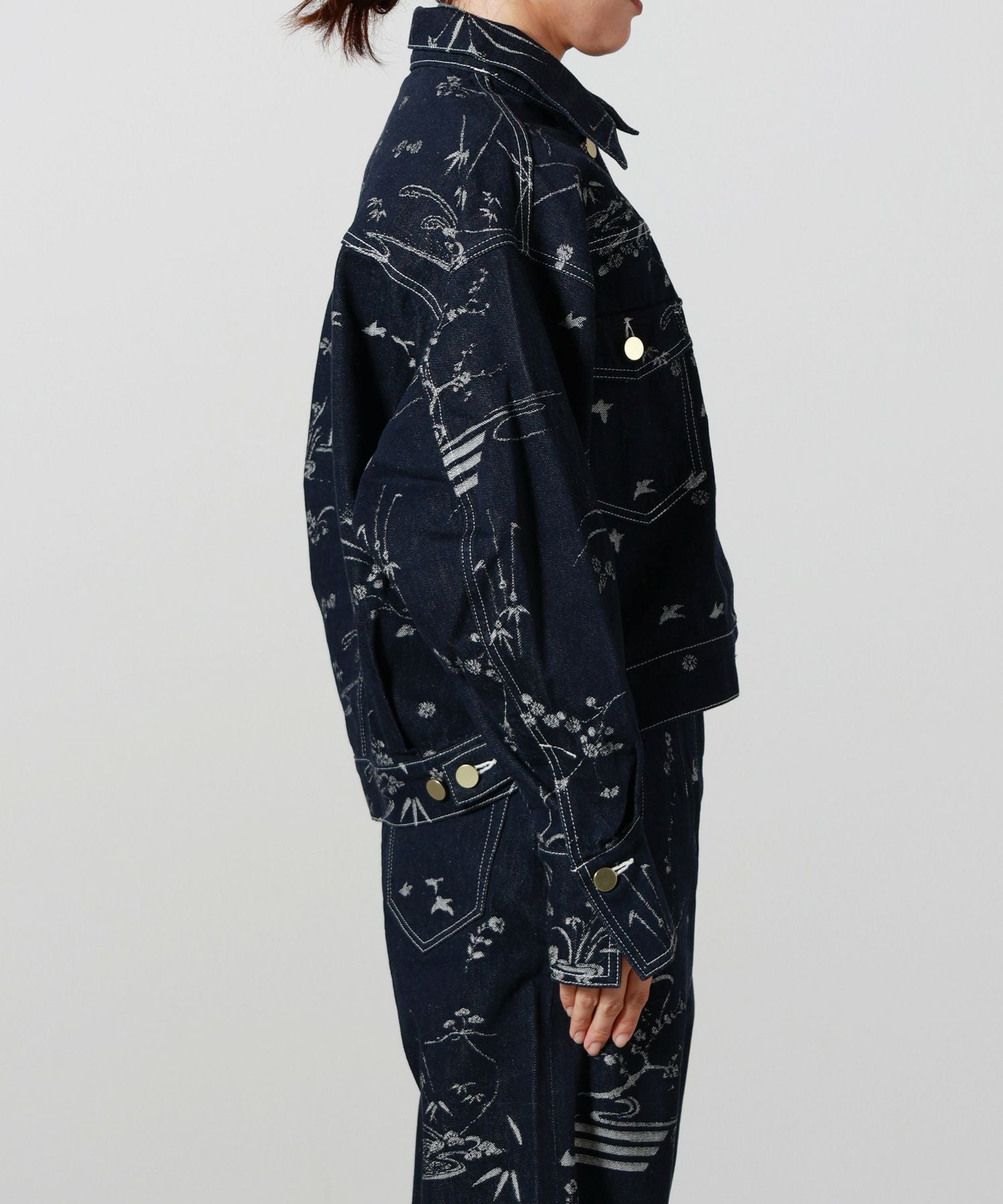 Mame Kurogouchi(マメ クロゴウチ)】 Nature Pattern Jacquard Short