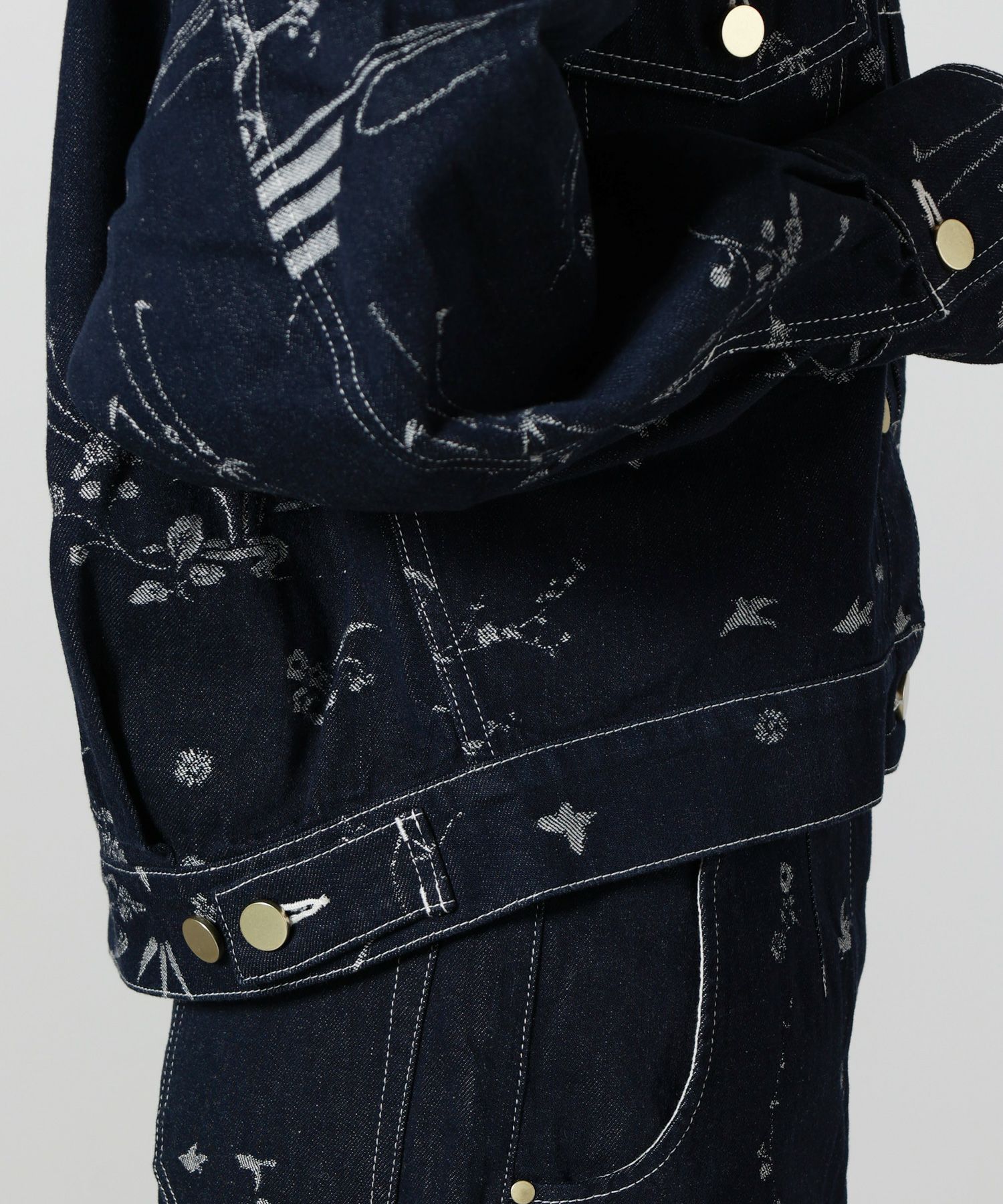 Mame Kurogouchi(マメ クロゴウチ)】 Nature Pattern Jacquard Short